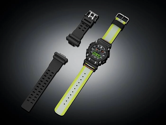 Casio G-Shock HEAVY DUTY With Extra Interchangeable Strap Mens Watch GA900E-1A3