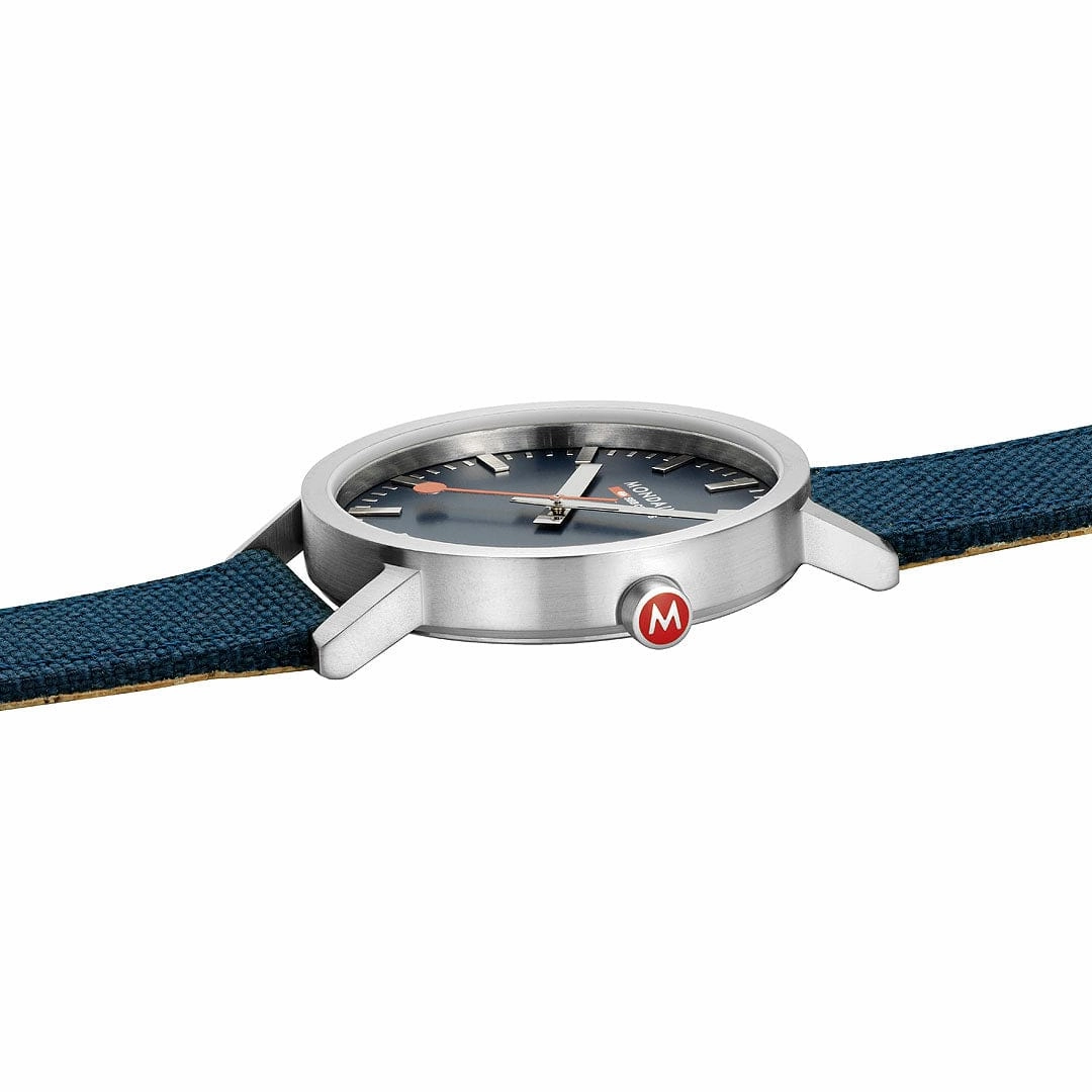 Classic, Brushed Steel, 40 mm, Ocean Blue Watch