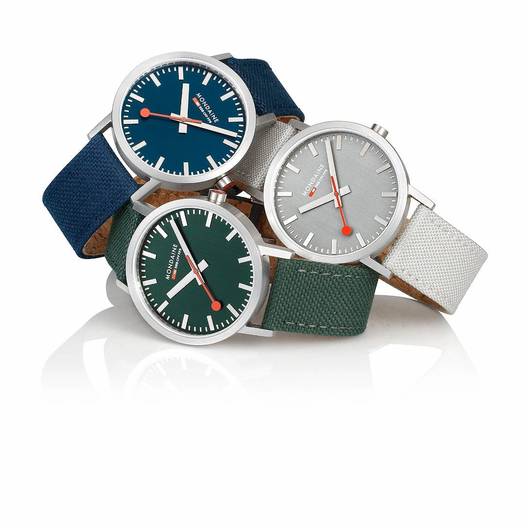 Classic, Brushed Steel, 40 mm, Ocean Blue Watch