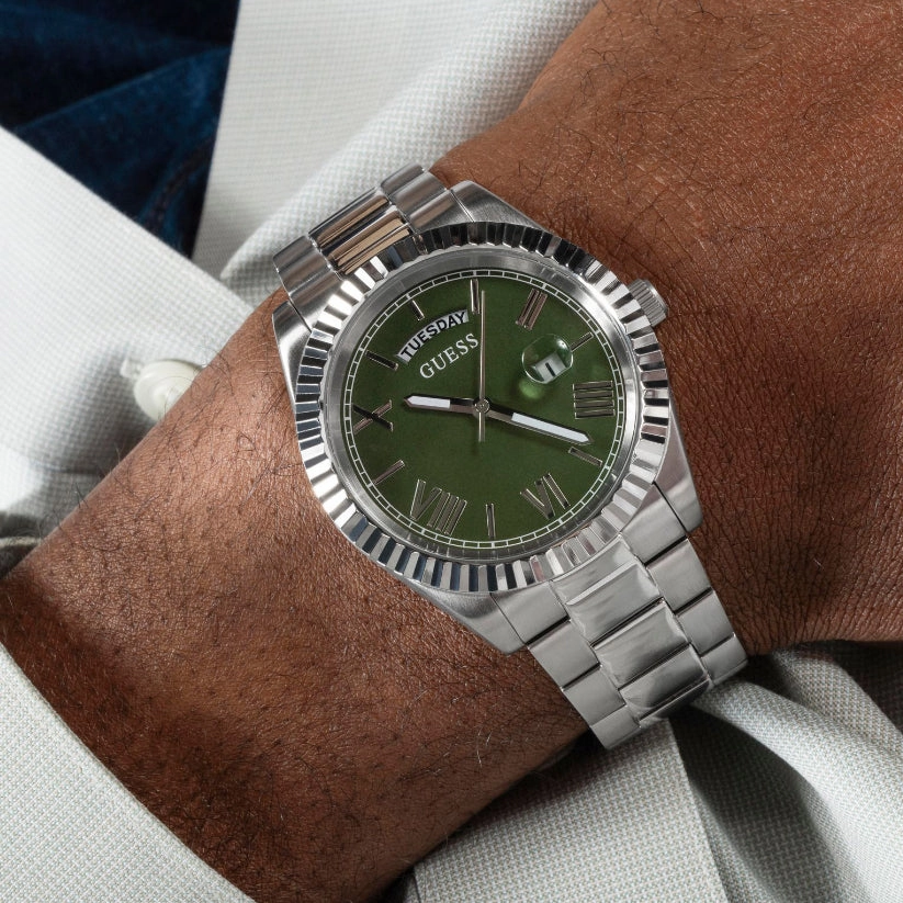 Connoisseur Men Quartz Green Dial Analog Stainless Steel Watch GW0265G10
