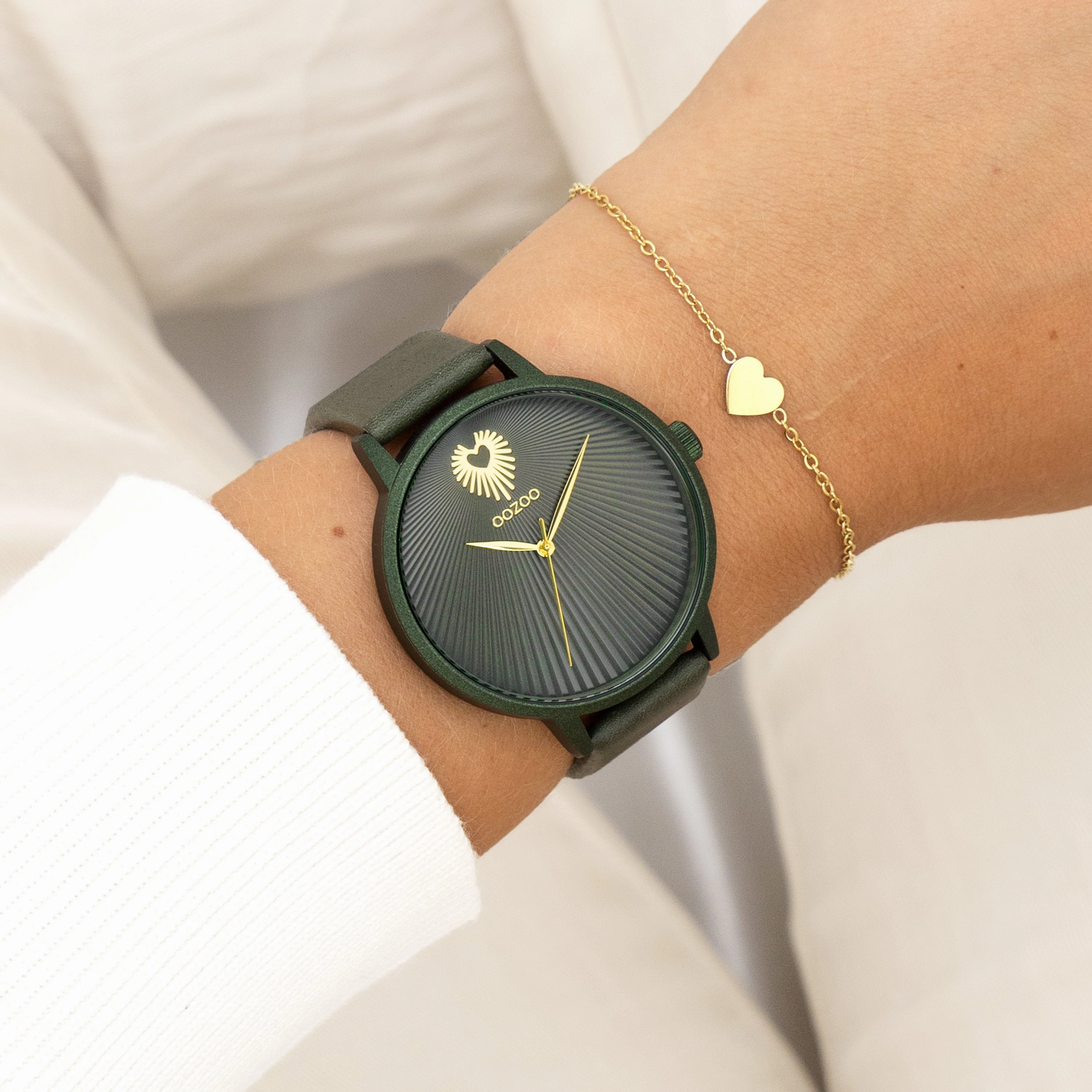 Forest green OOZOO watch with leather strap - C11248