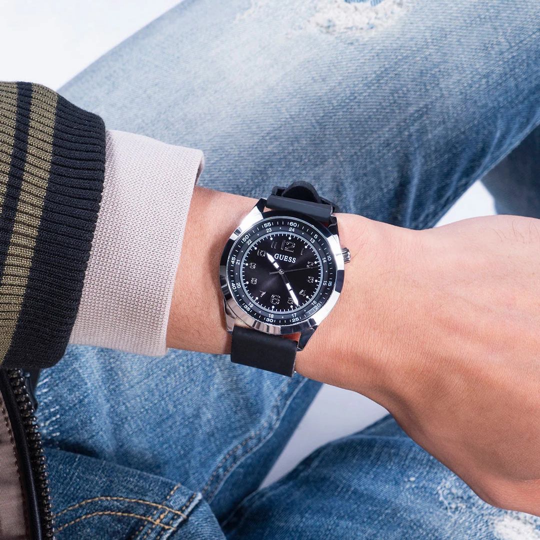 Guess - GW0494G1