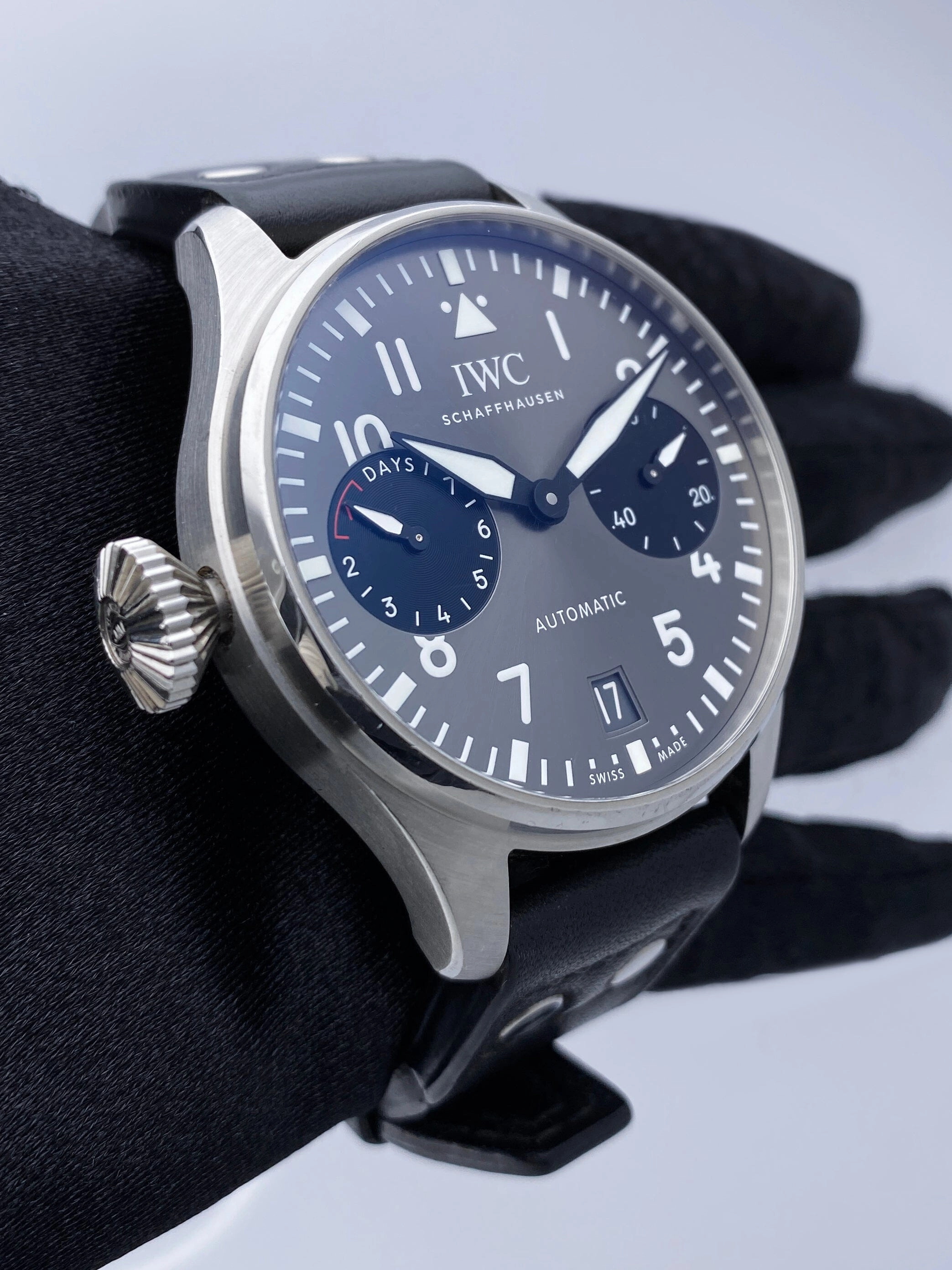 IWC Big Pilot IW501012 "Right-Hander" Edition Mens Watch