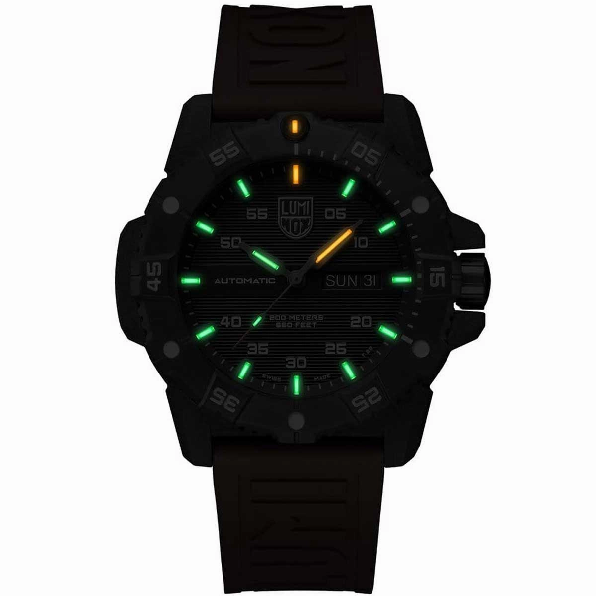 Luminox Men's Automatic Watch - Master Carbon Seal Black Dial Rubber Strap Dive | 3875