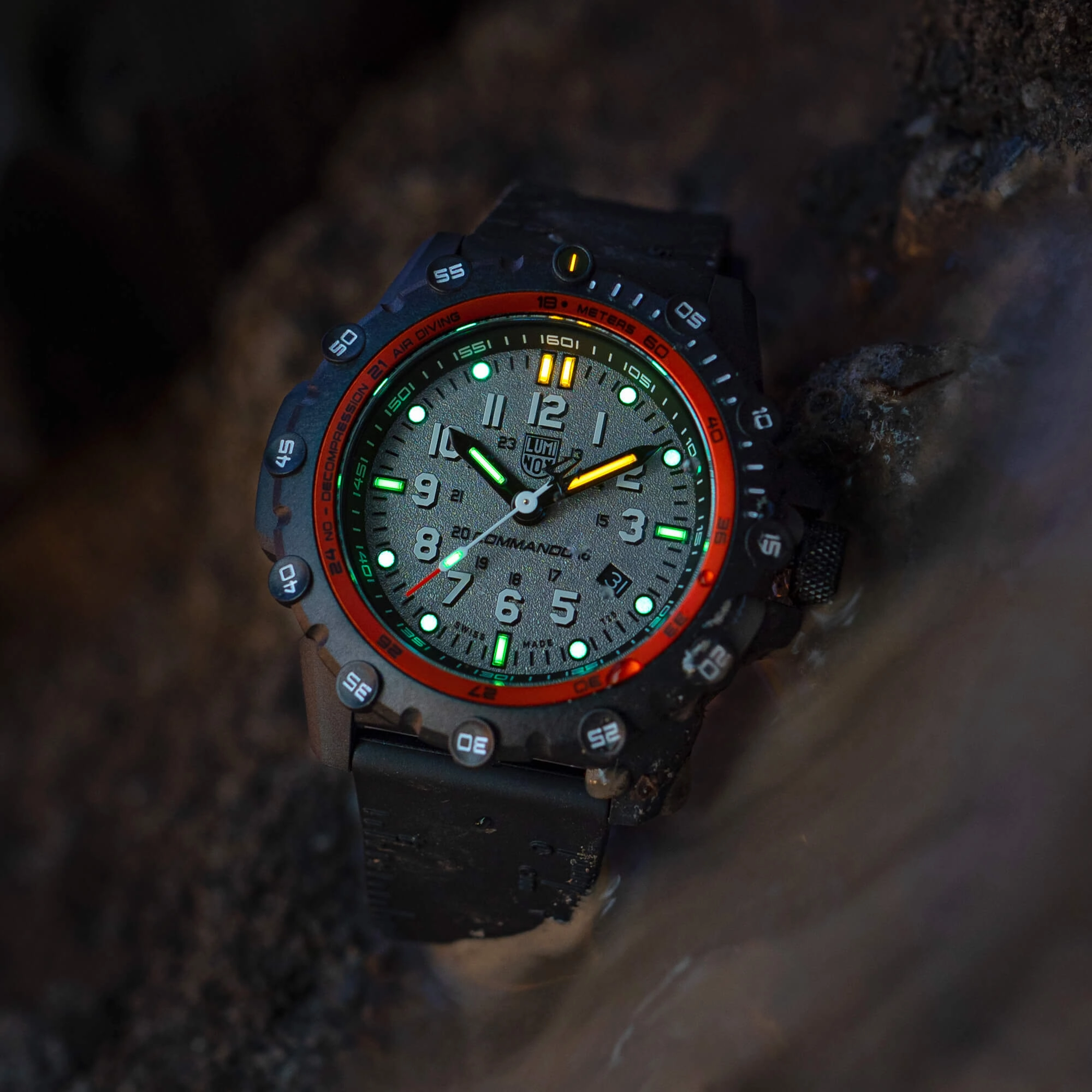 Luminox Men's Quartz Watch - Commando Frogman Grey Dial Black Rubber Strap | 3301