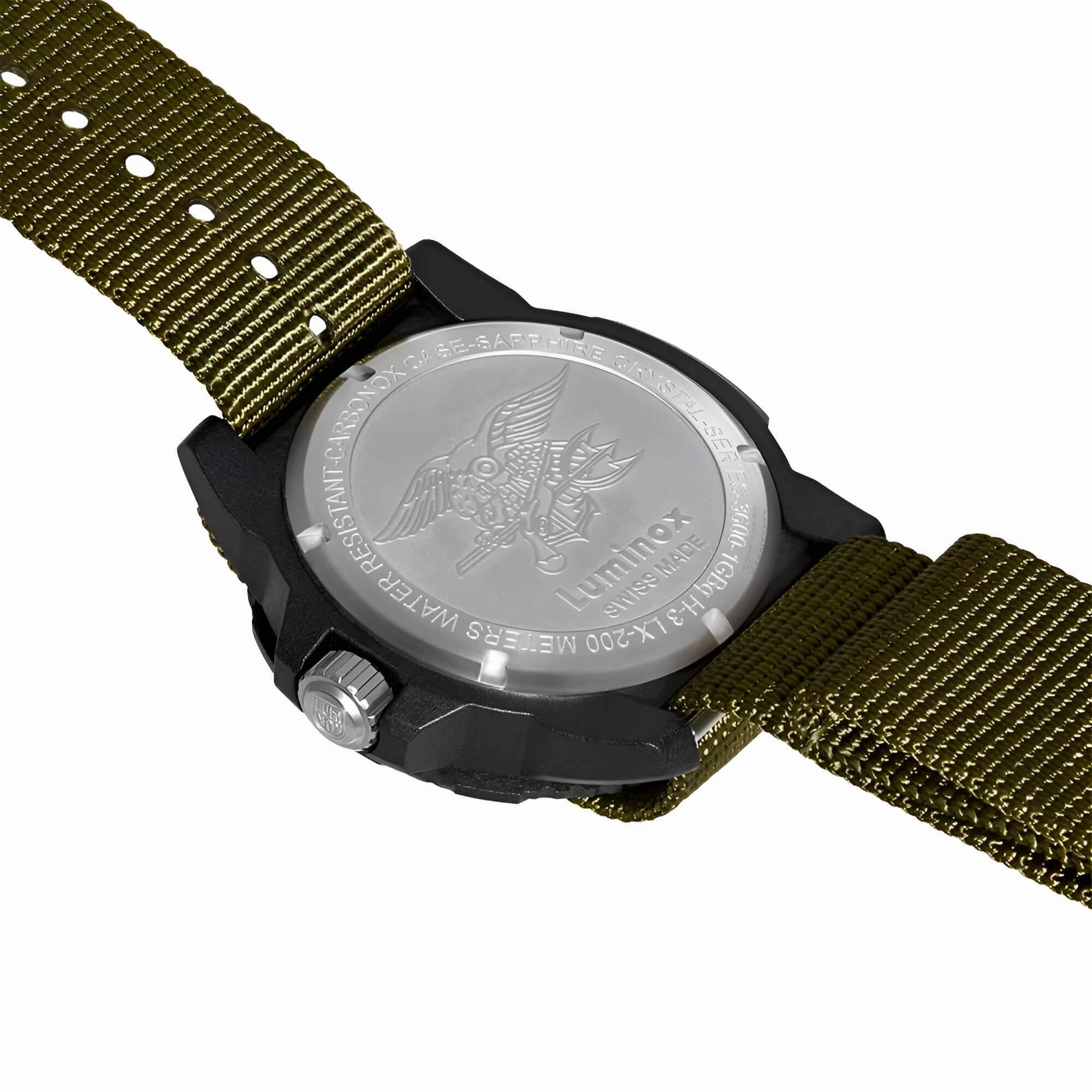 Luminox Men's Quartz Watch - Navy Seal 3600 Series Green Dial Strap Dive | 3617.SET