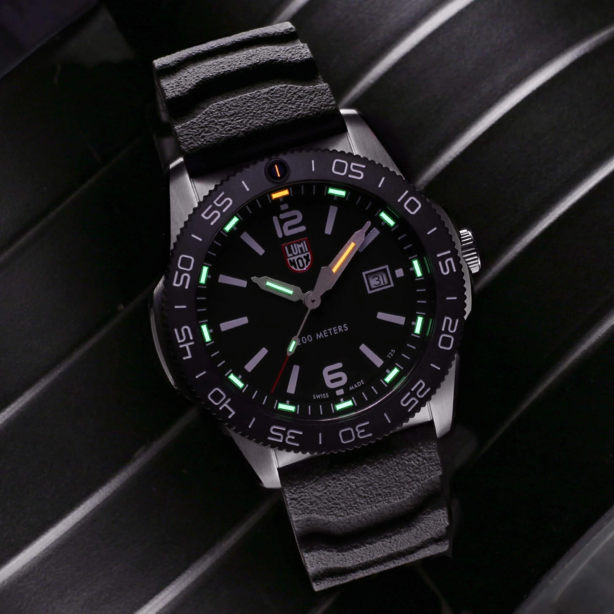 Luminox Men's Quartz Watch - Pacific Diver Rotating Bezel Black Dial Strap | 3121