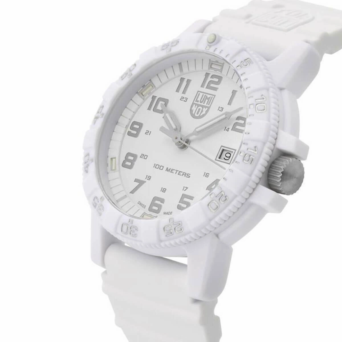 Luminox Men's Quartz Watch - Sea Turtle Giant 0320 Series White Dial Strap | 0327.WO