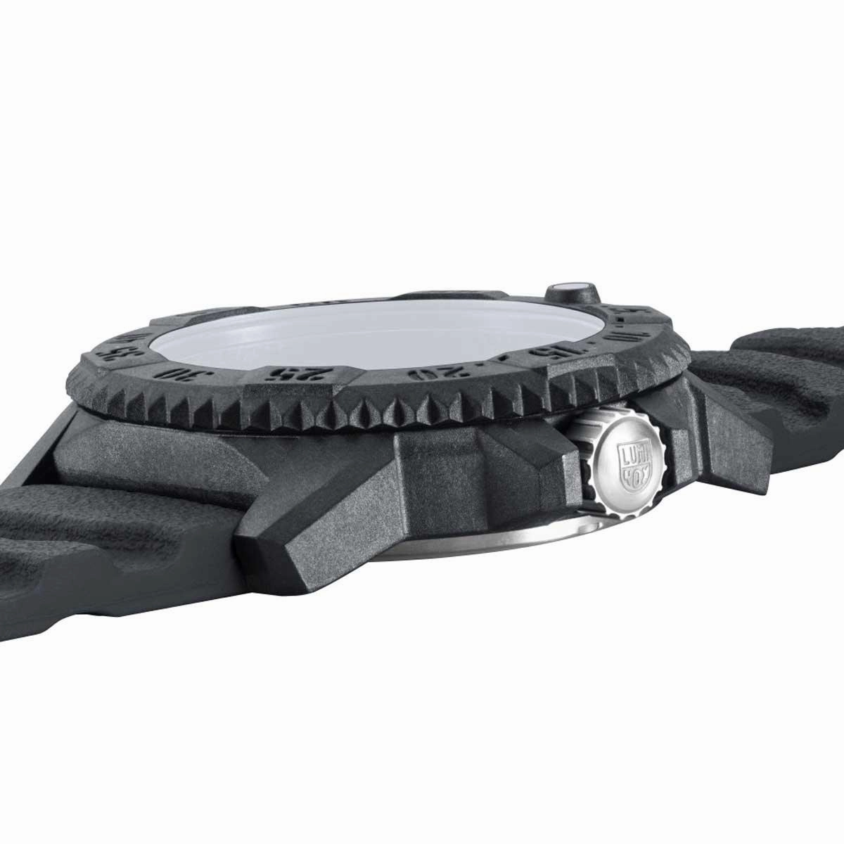 Luminox Men's Swiss Quartz Watch - Master Carbon Seal dark grey strap | 3801.SIS.SET