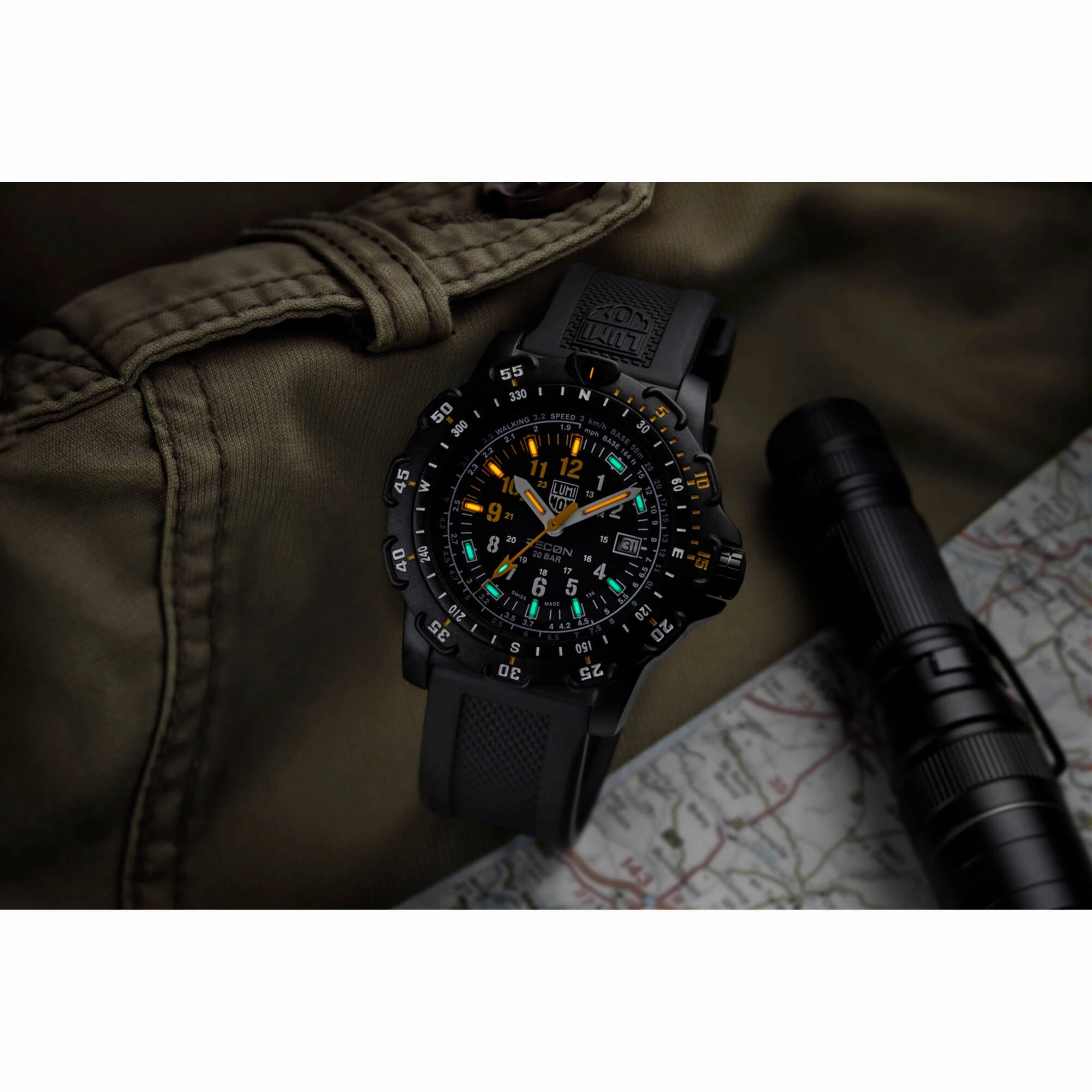 Luminox Men's Watch Set - Recon Point Man Rotating Bezel Black Strap | XL.8825.H.SET
