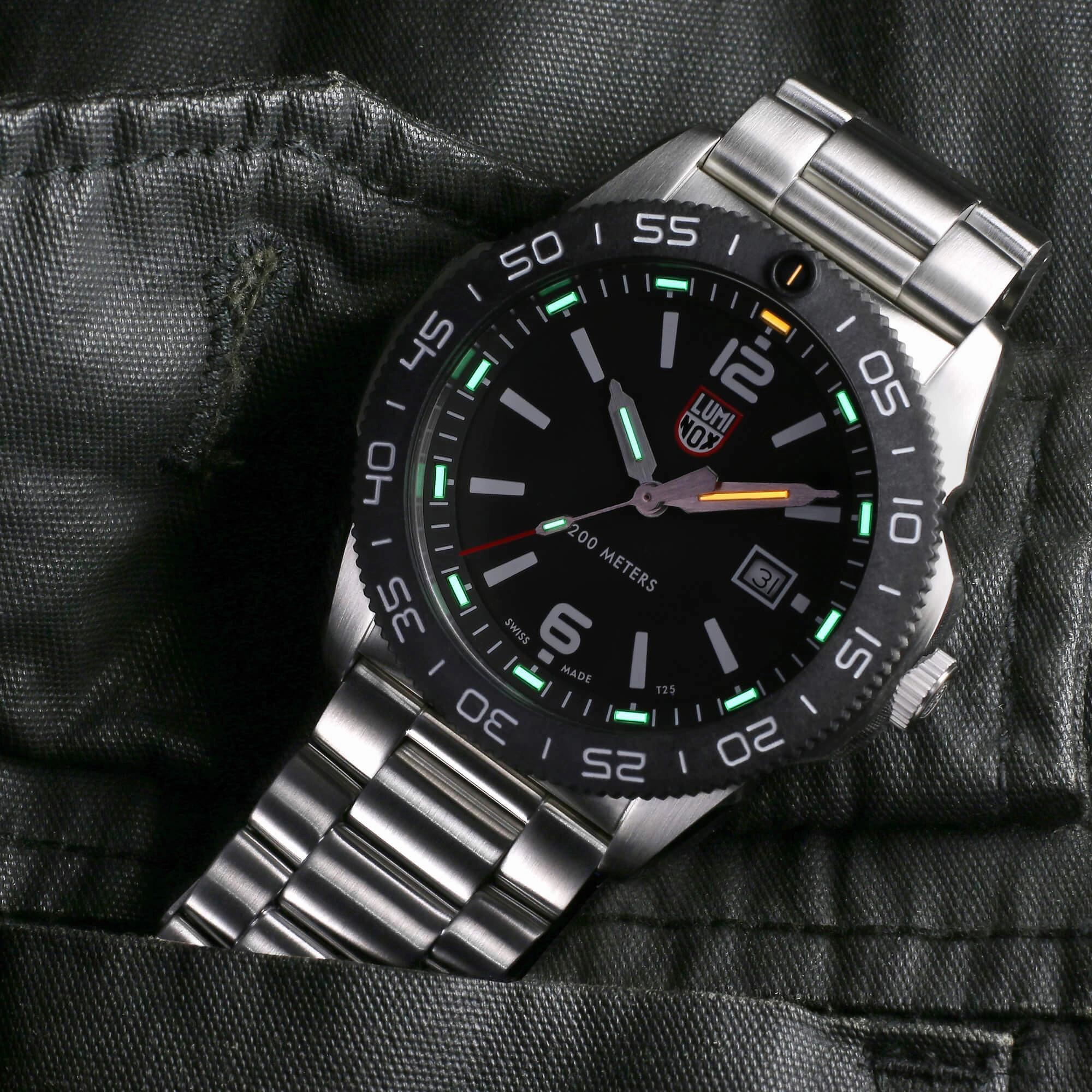 Luminox Pacific Diver Silver Bracelet Watch | XS.3122