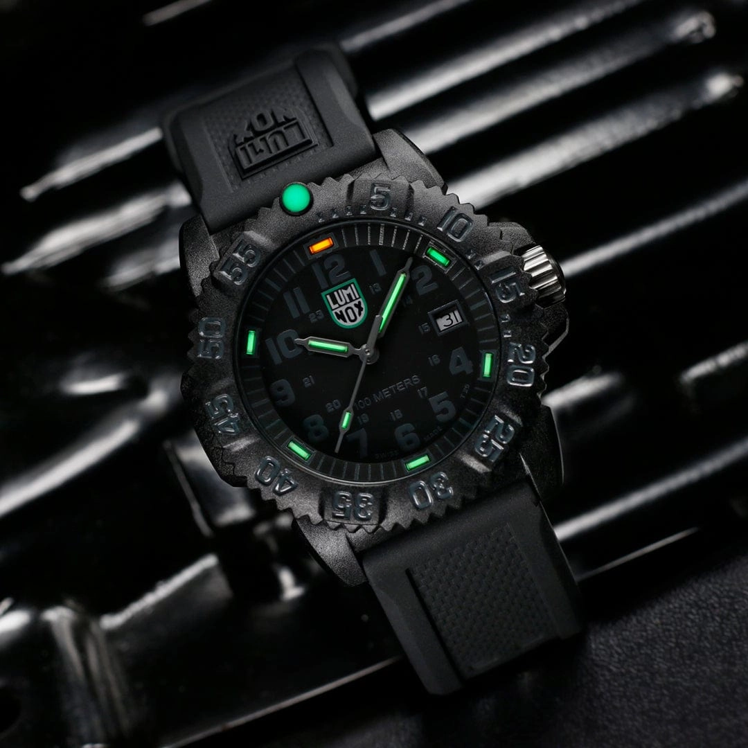 Luminox Sea Lion Carbonox Black Dial Black Rubber Strap Watch X2.2072