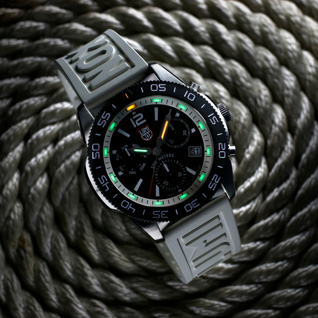 Luminox Sea Pacific Diver Chronograph 3140 Black White Watch