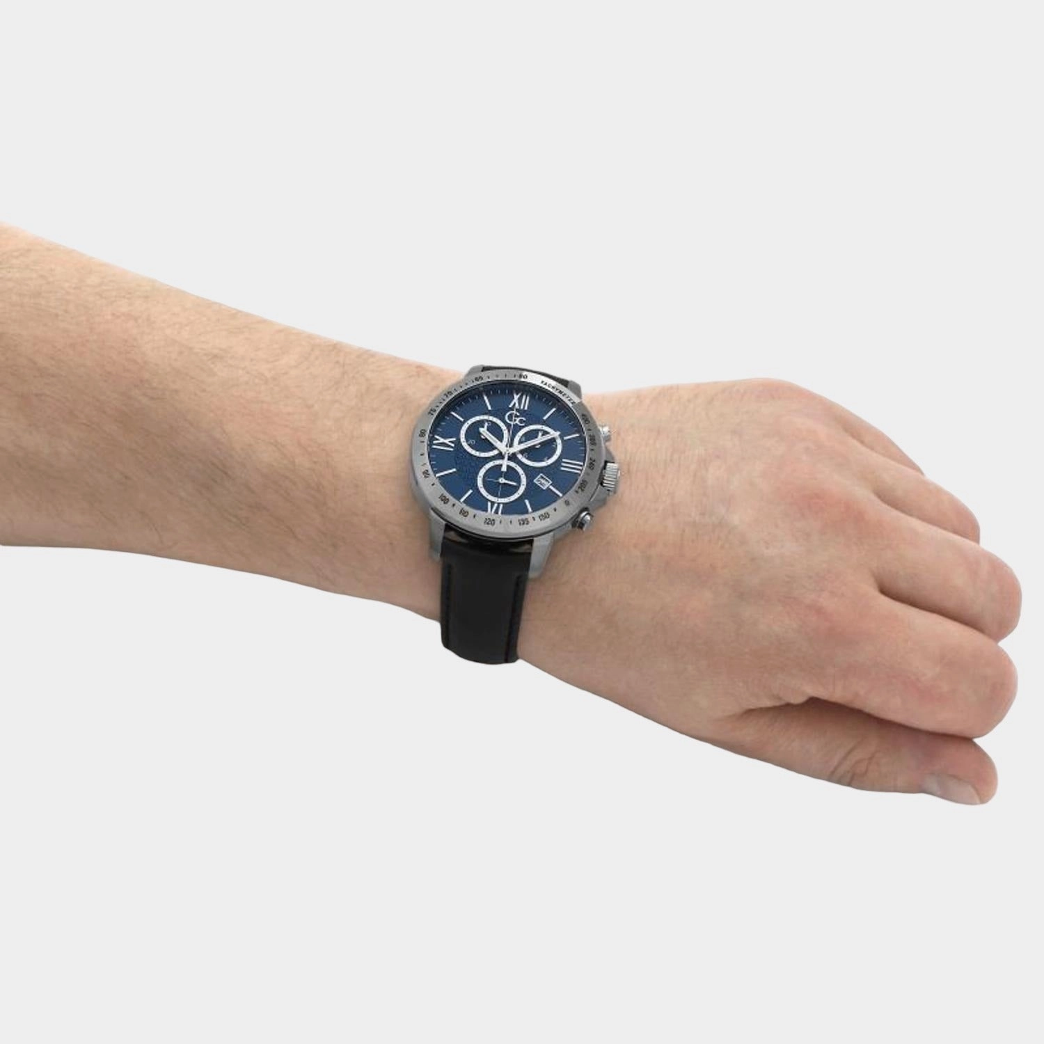 Men Blue Chronograph Leather Watch Y91003G7MF