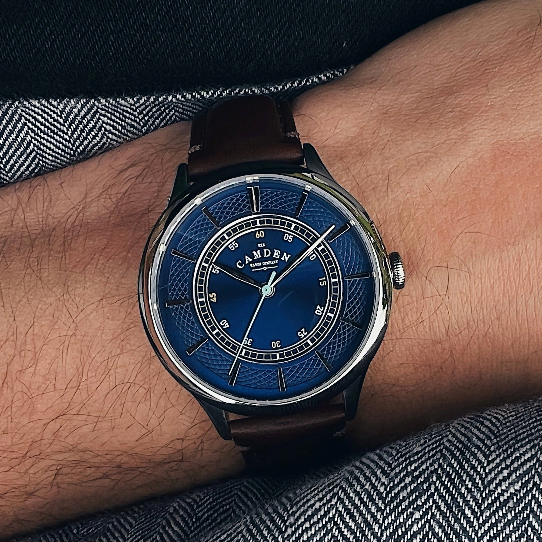 No.274 Steel, navy and black
