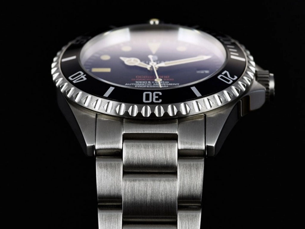 Ocean One Vintage Red