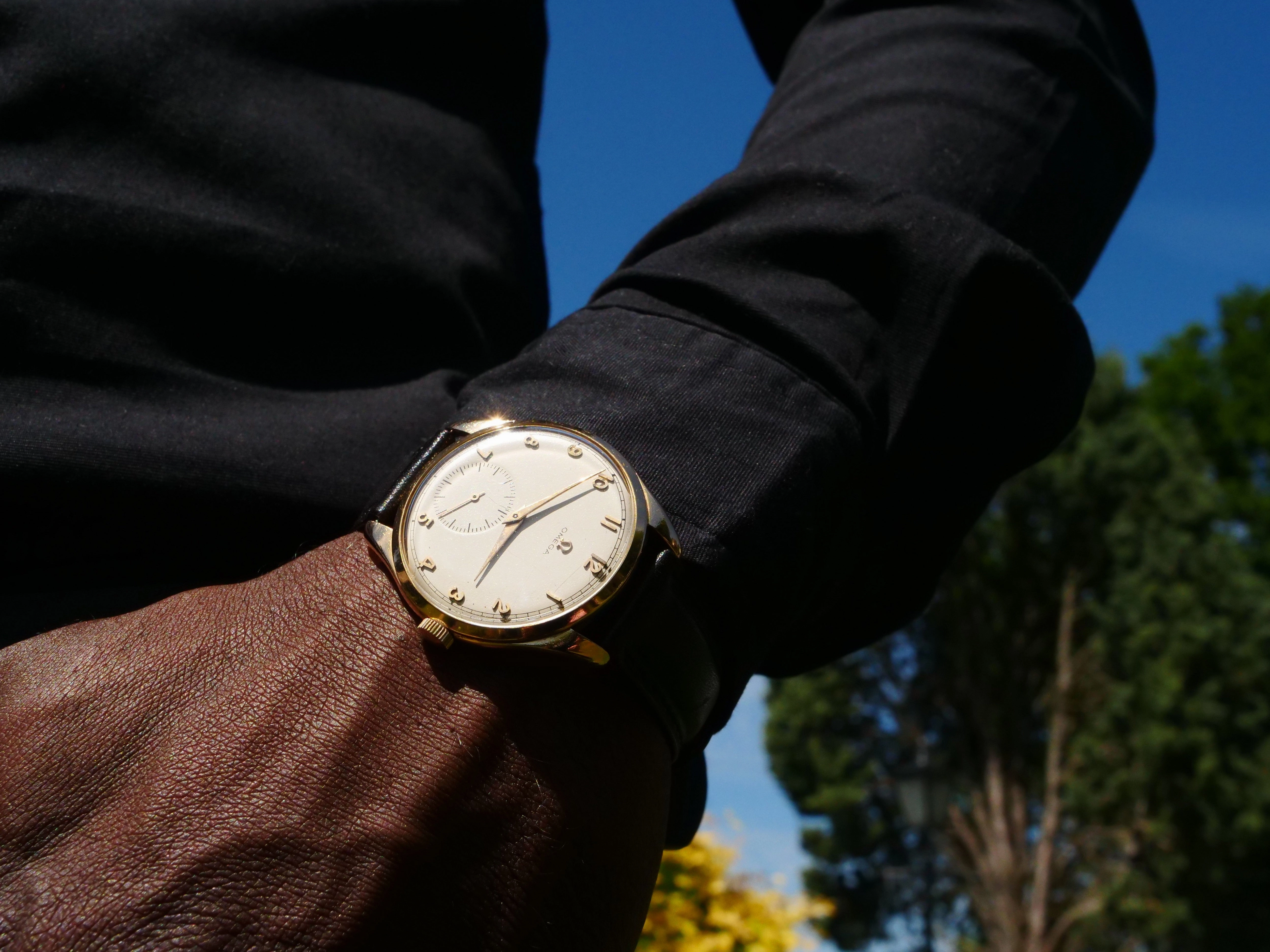 Omega 18ct Gold gents dress watch