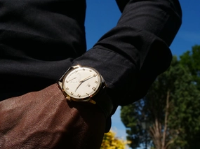 Omega 18ct Gold gents dress watch