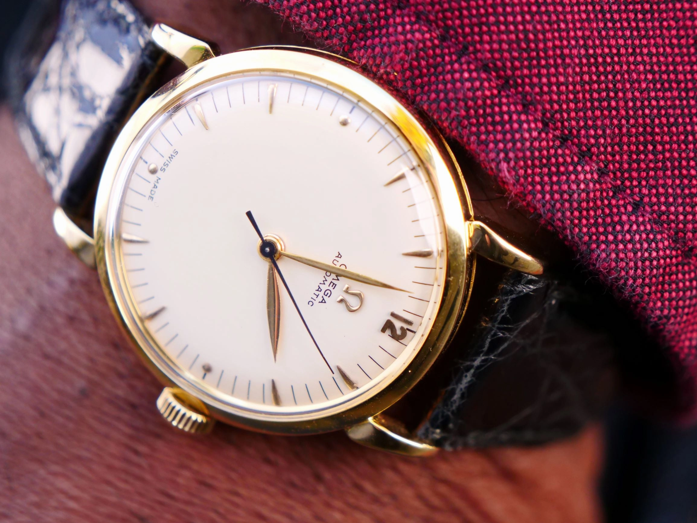 Omega 18ct Gold Vintage Dress Watch