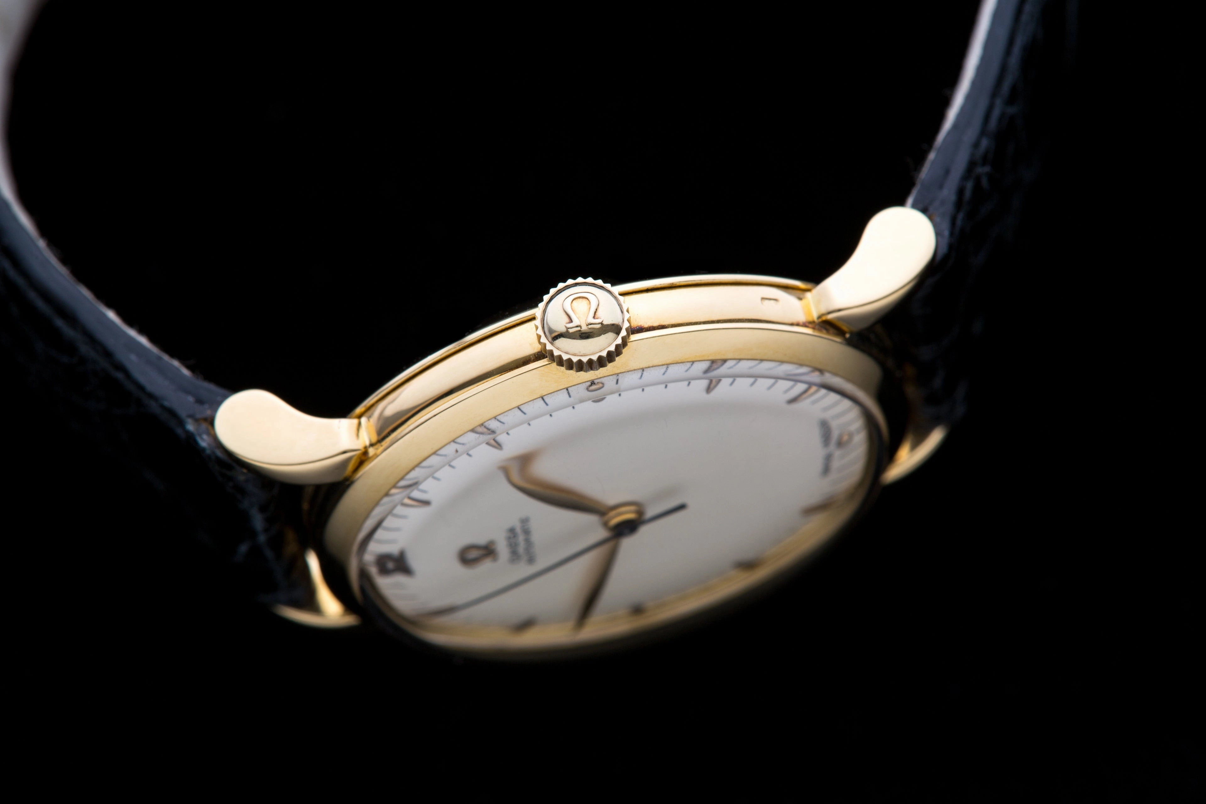 Omega 18ct Gold Vintage Dress Watch