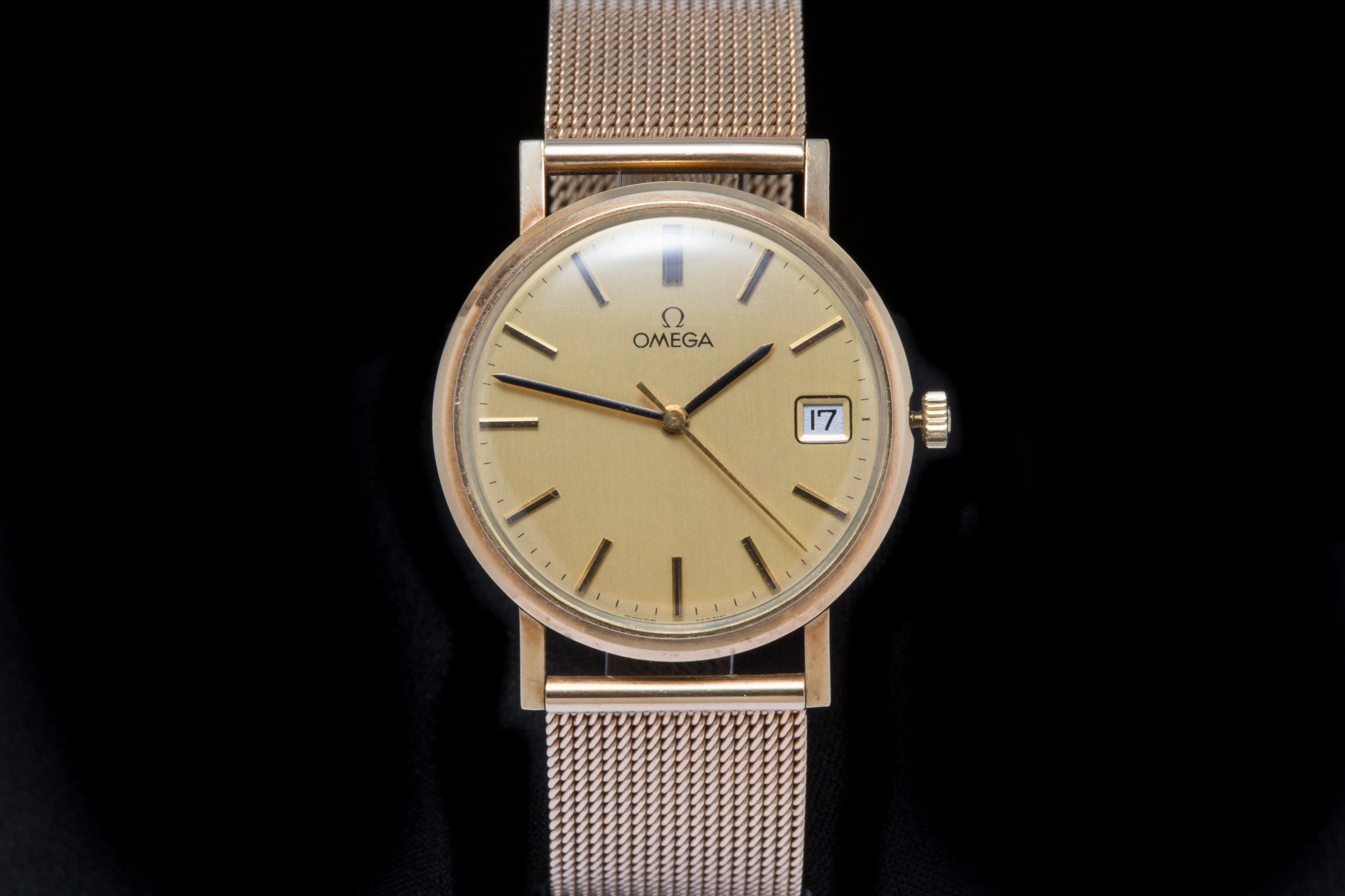 Omega 9 ct gold gents dress watch.