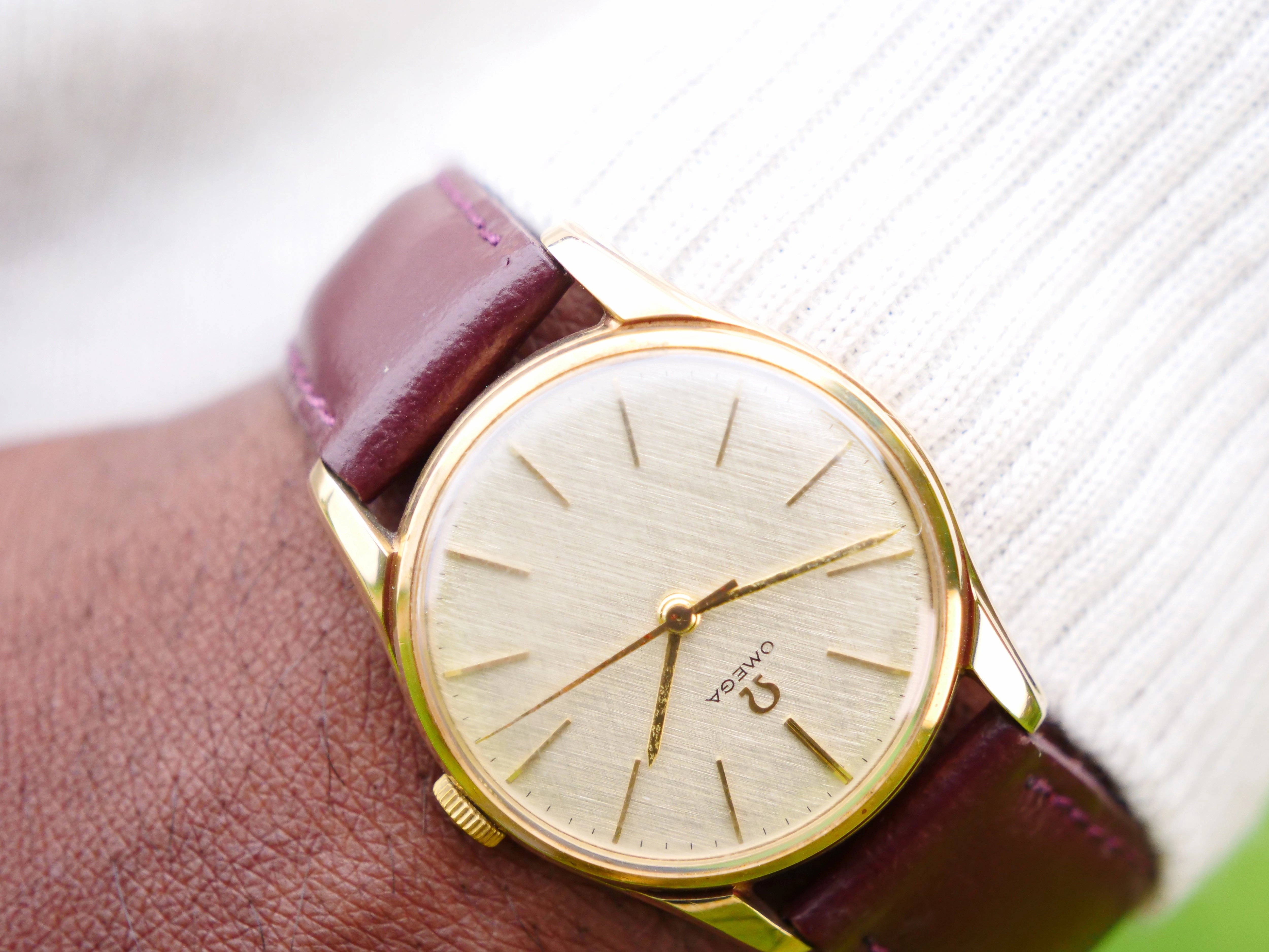 Omega 9ct gold vintage dress watch