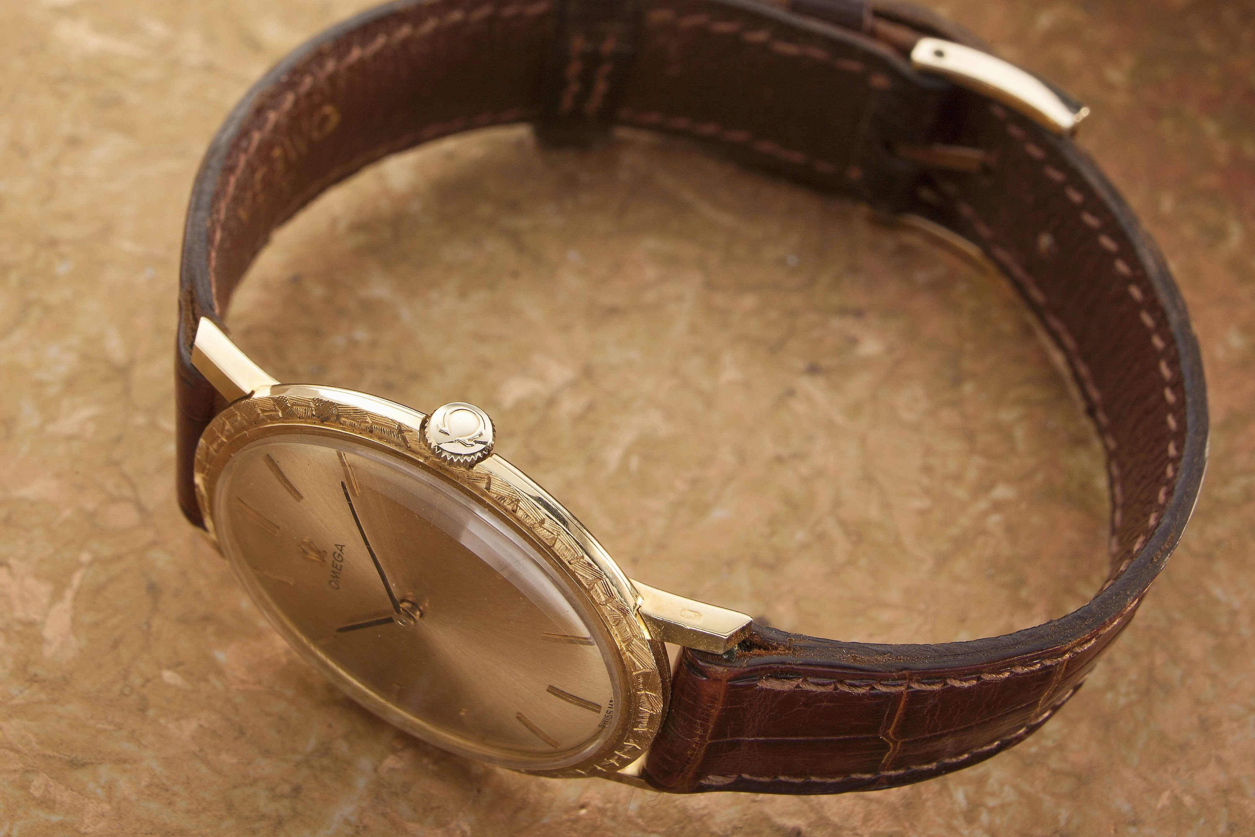 Omega Cal 620 18ct gold SOLD