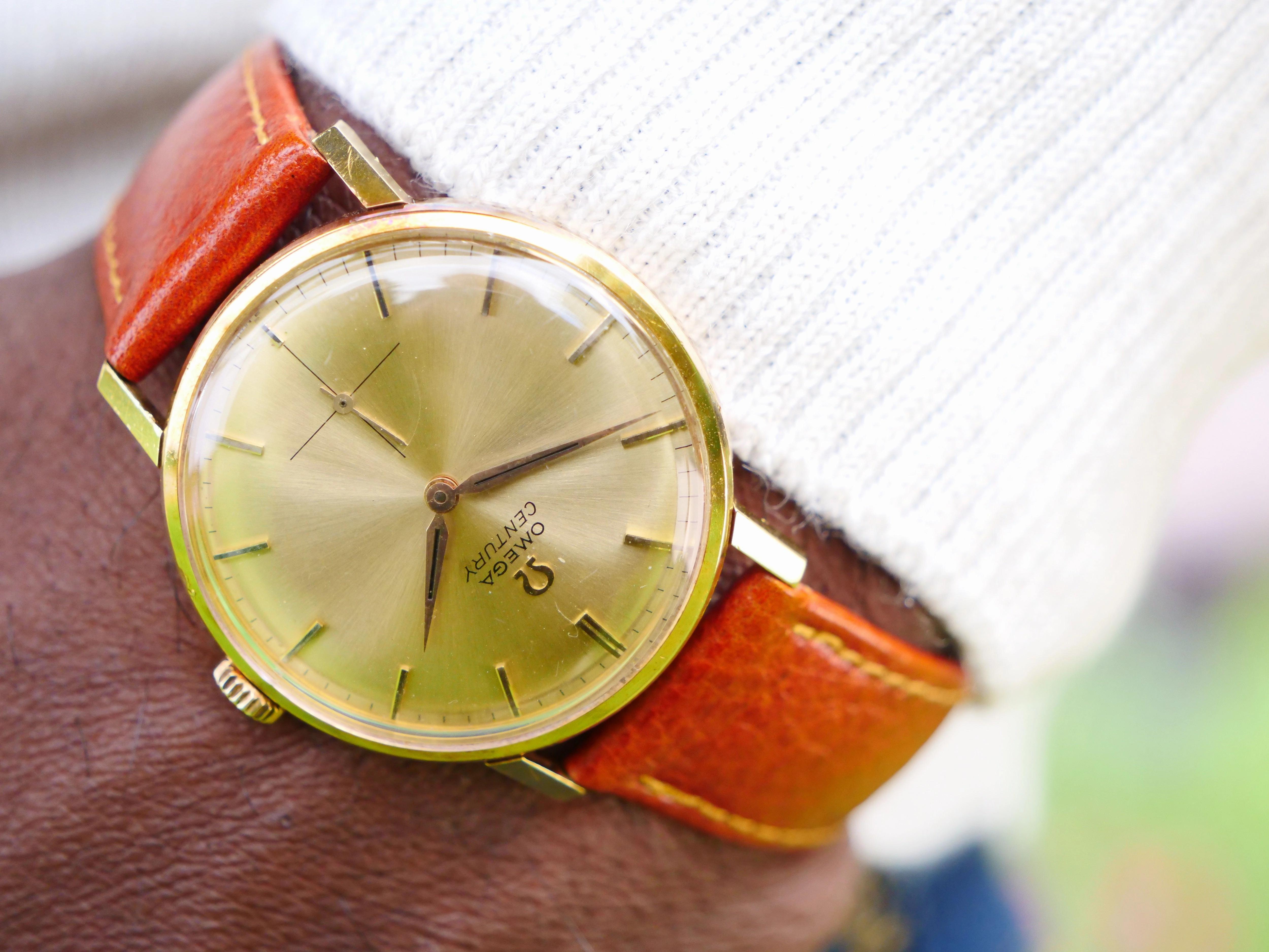 Omega Century 18ct gold