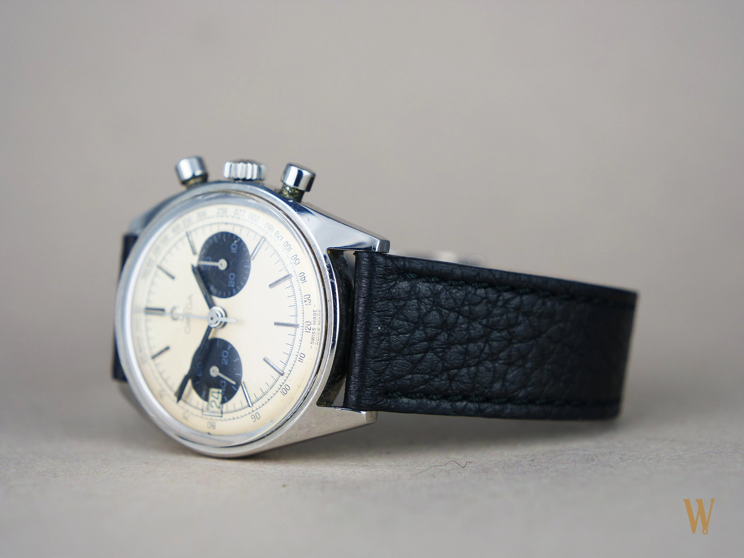 Omega Chronograph (DATO) Ref 146.017