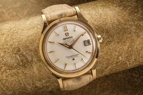 Omega Constellation Calendar 18 ct gold SOLD