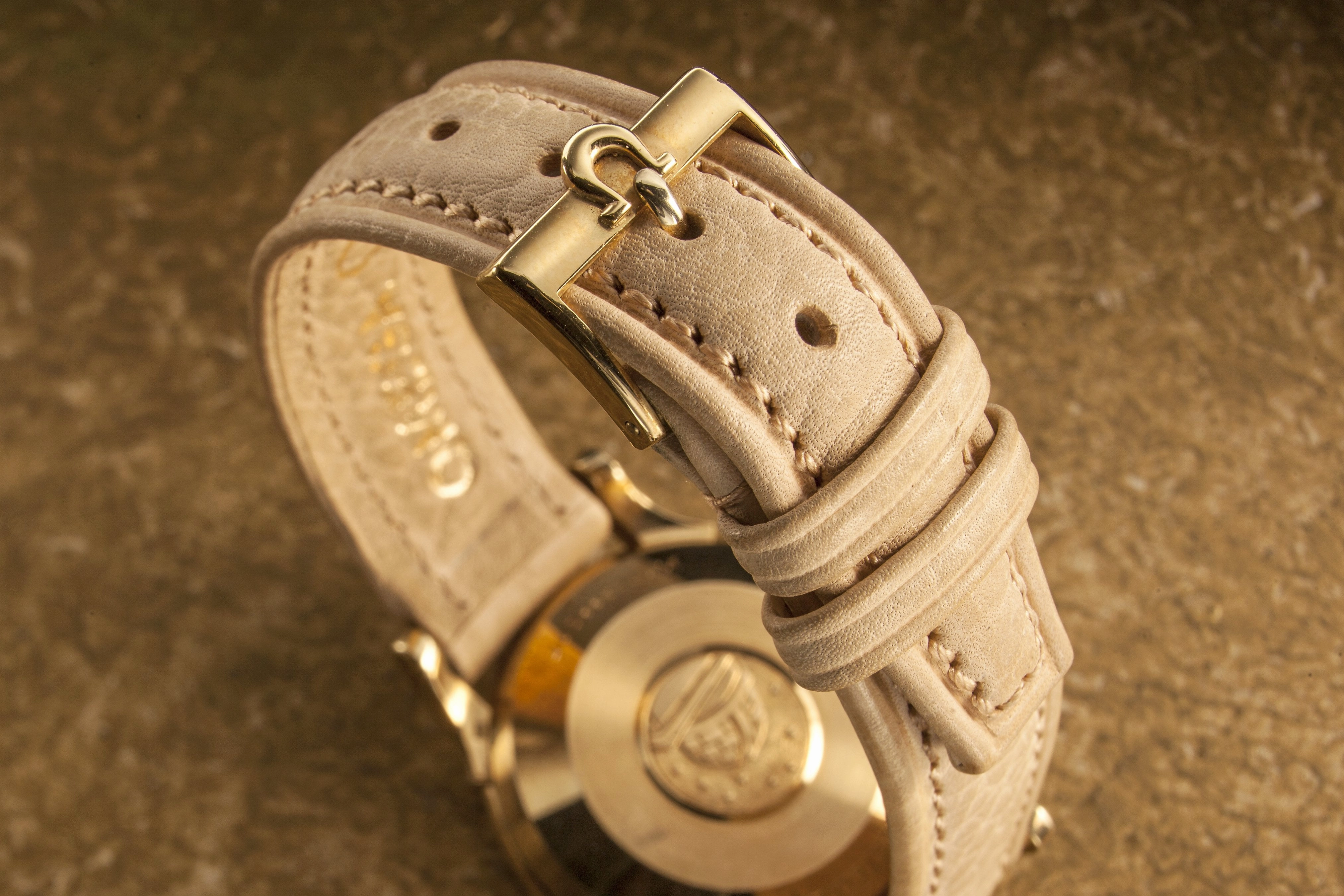 Omega Constellation Calendar 18 ct gold SOLD