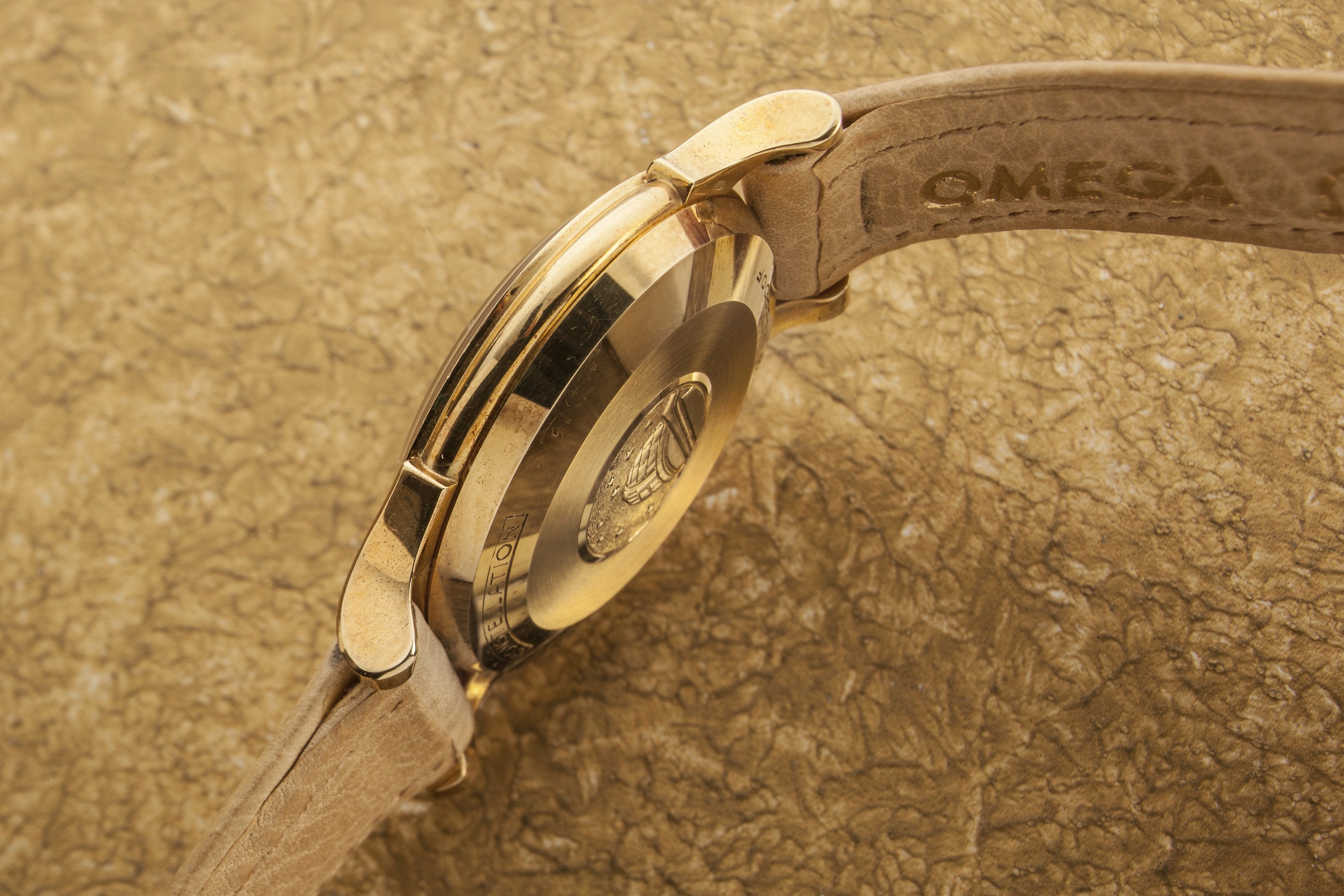 Omega Constellation Calendar 18 ct gold SOLD