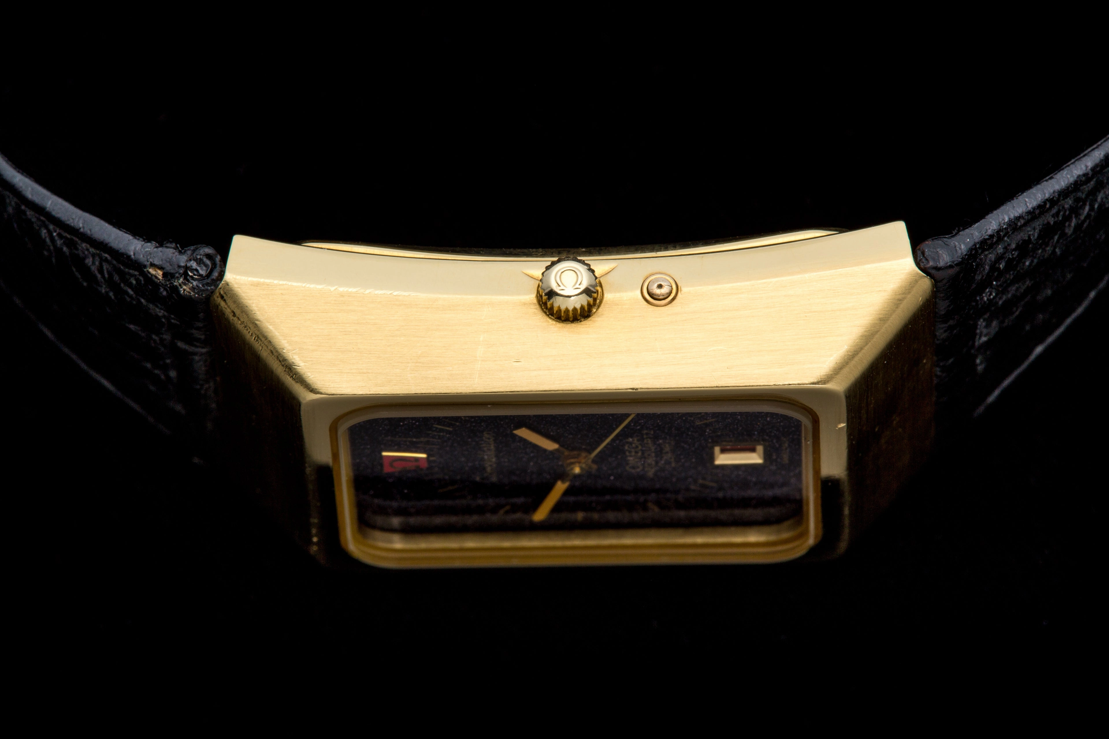 Omega constellation Mega Quartz stardust 18ct gold