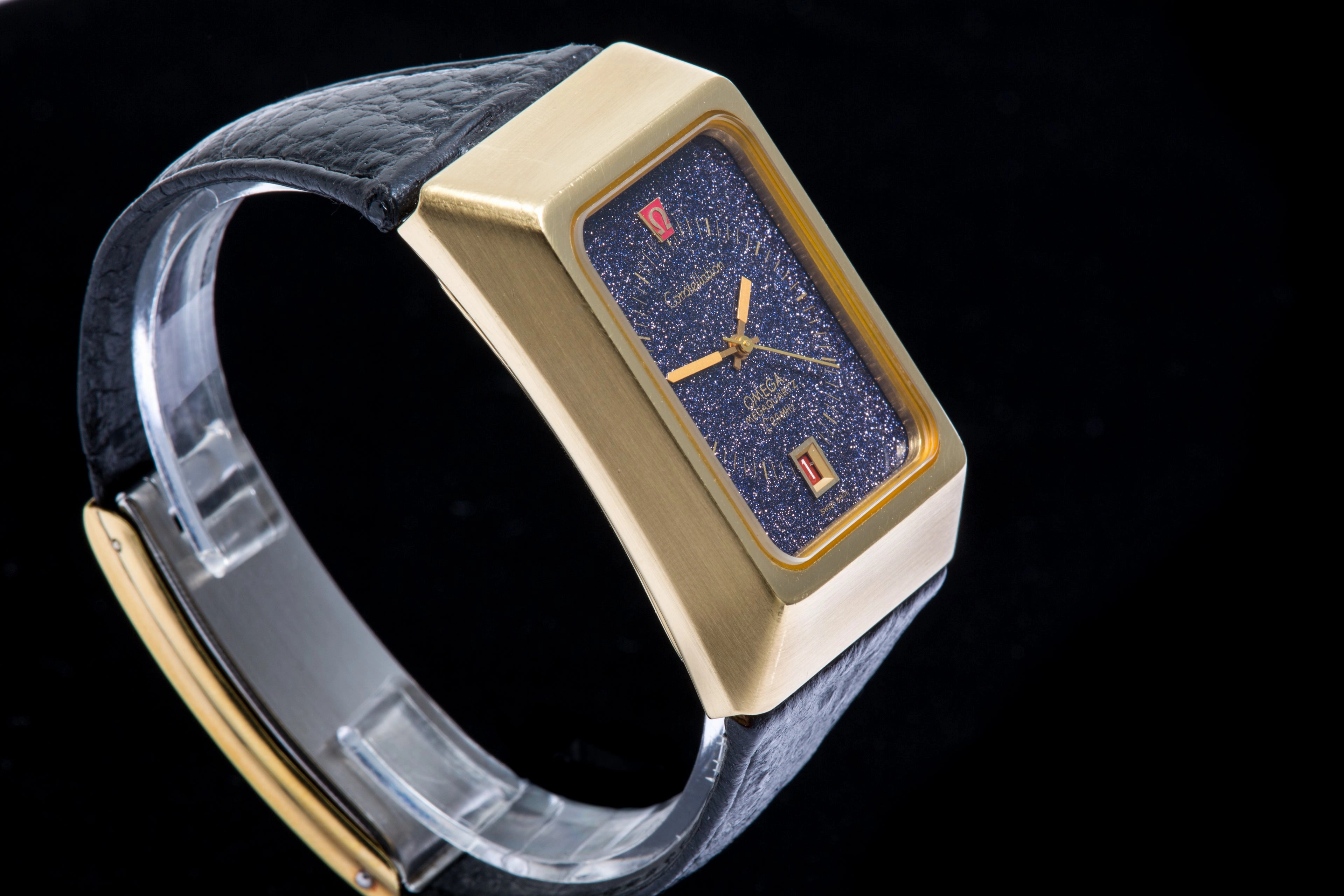 Omega constellation Mega Quartz stardust 18ct gold