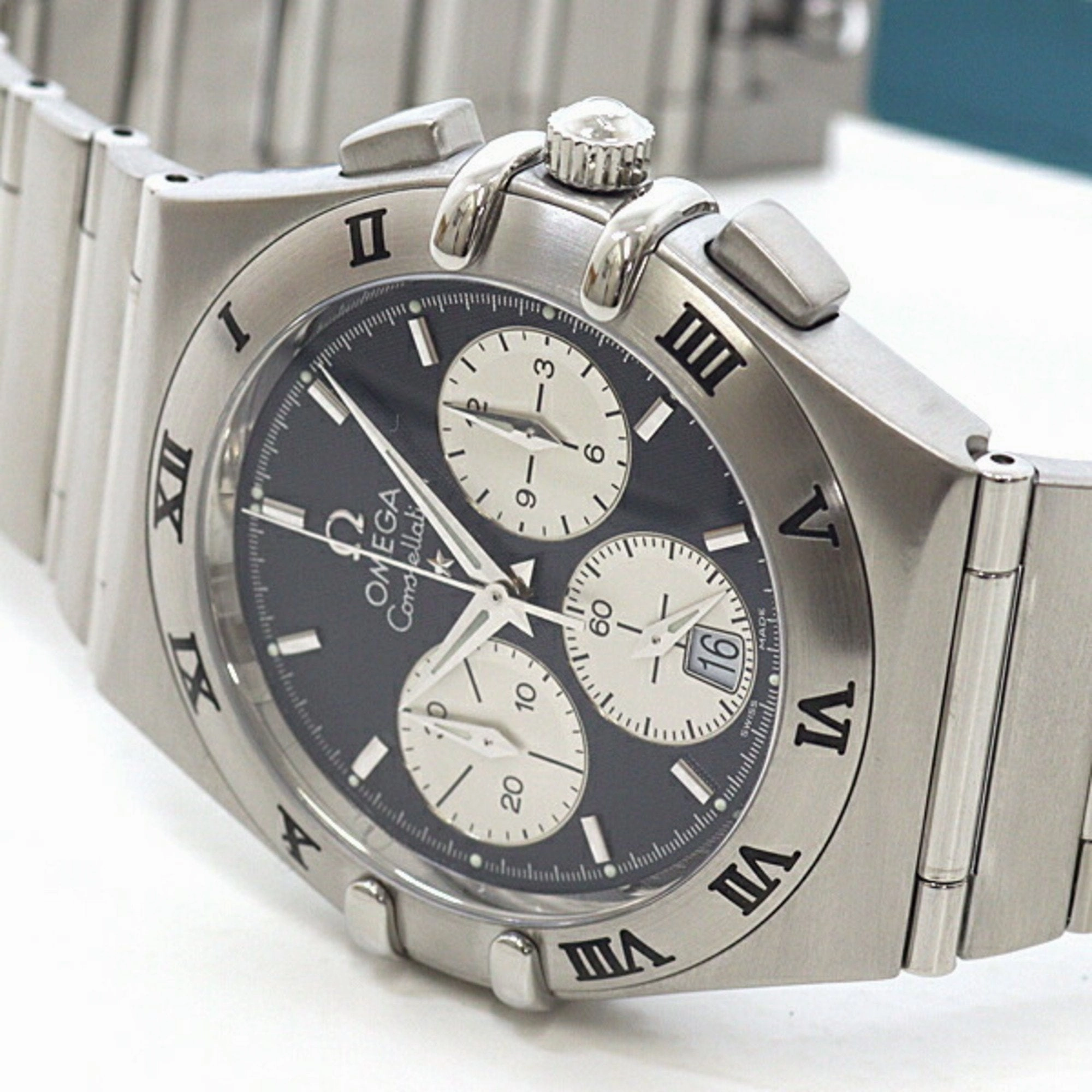 Omega Constellation Stainless Steel Wristwatch (Pre-Owned)