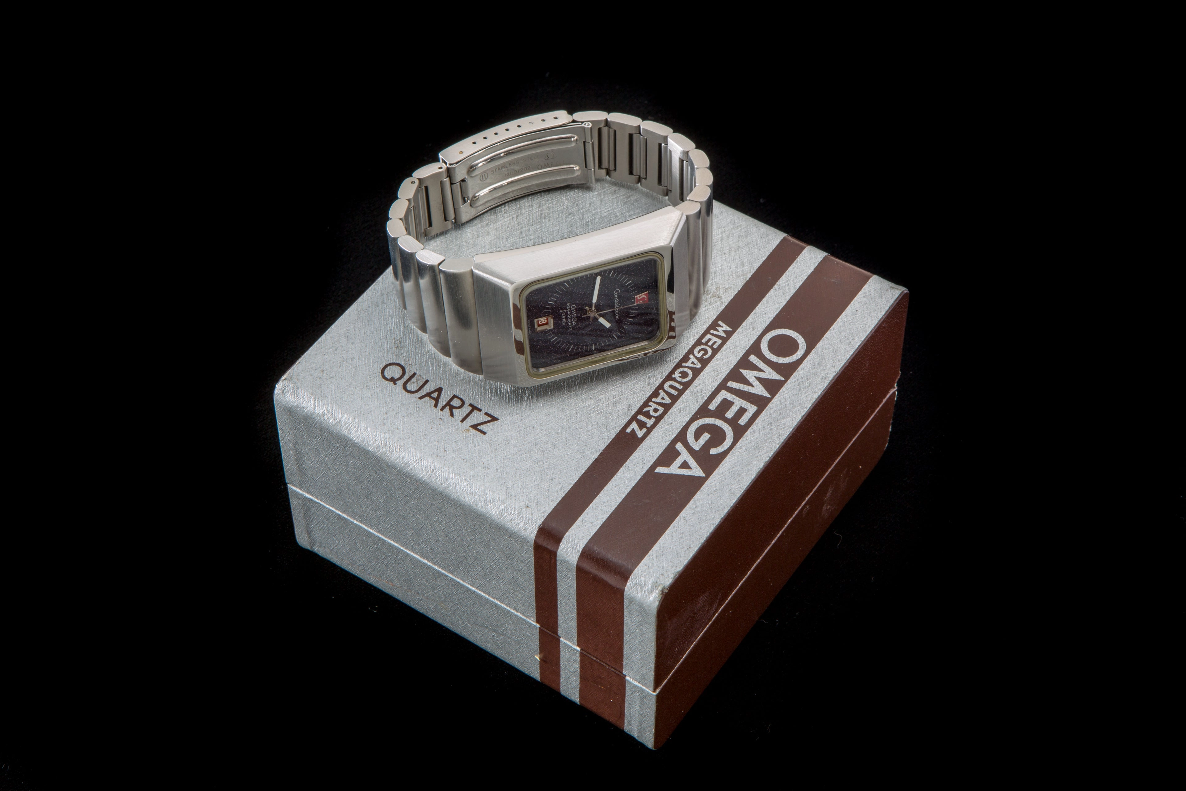 Omega Mega Quartz stardust