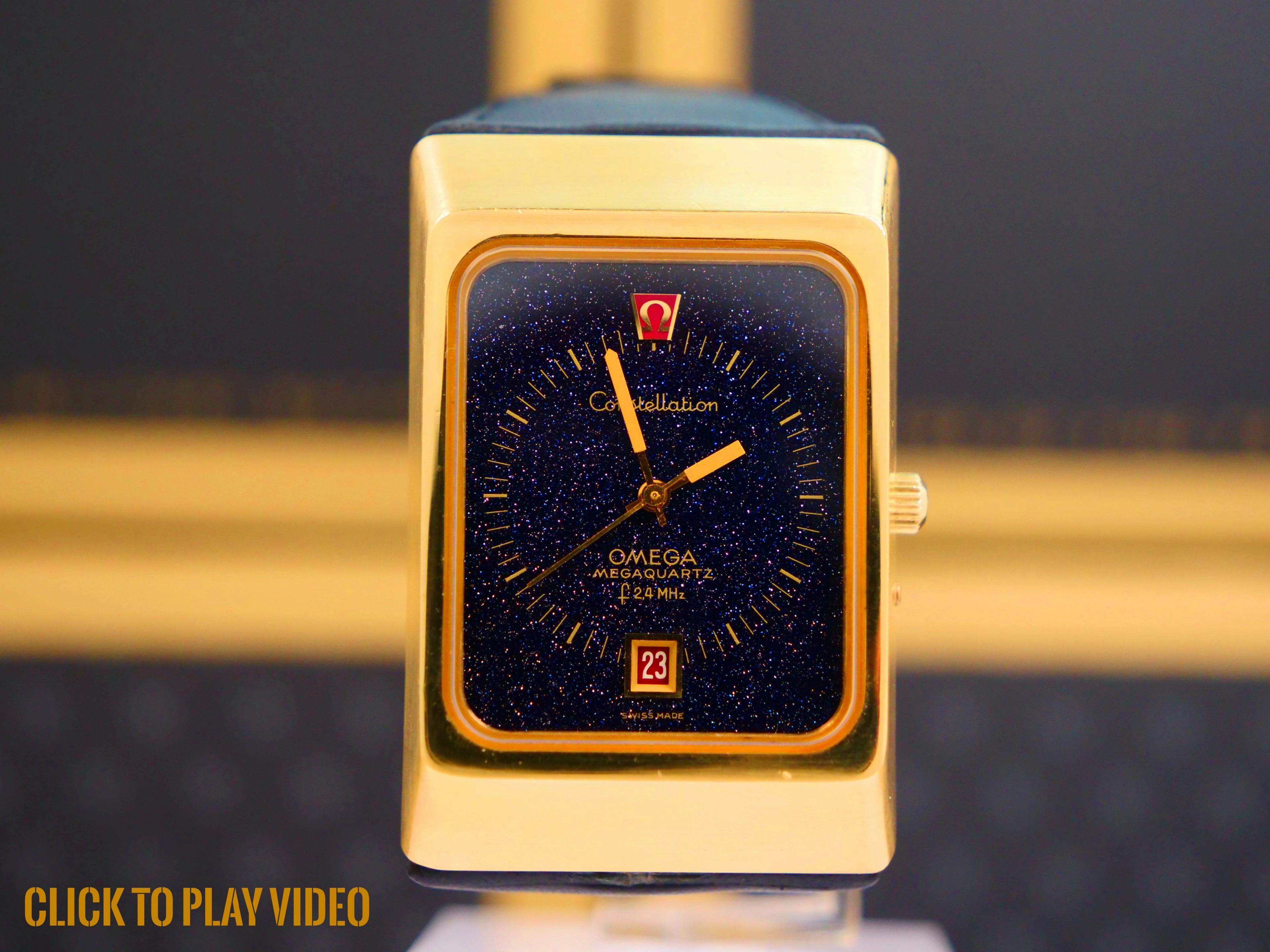 Omega megaquartz 18ct gold stardust