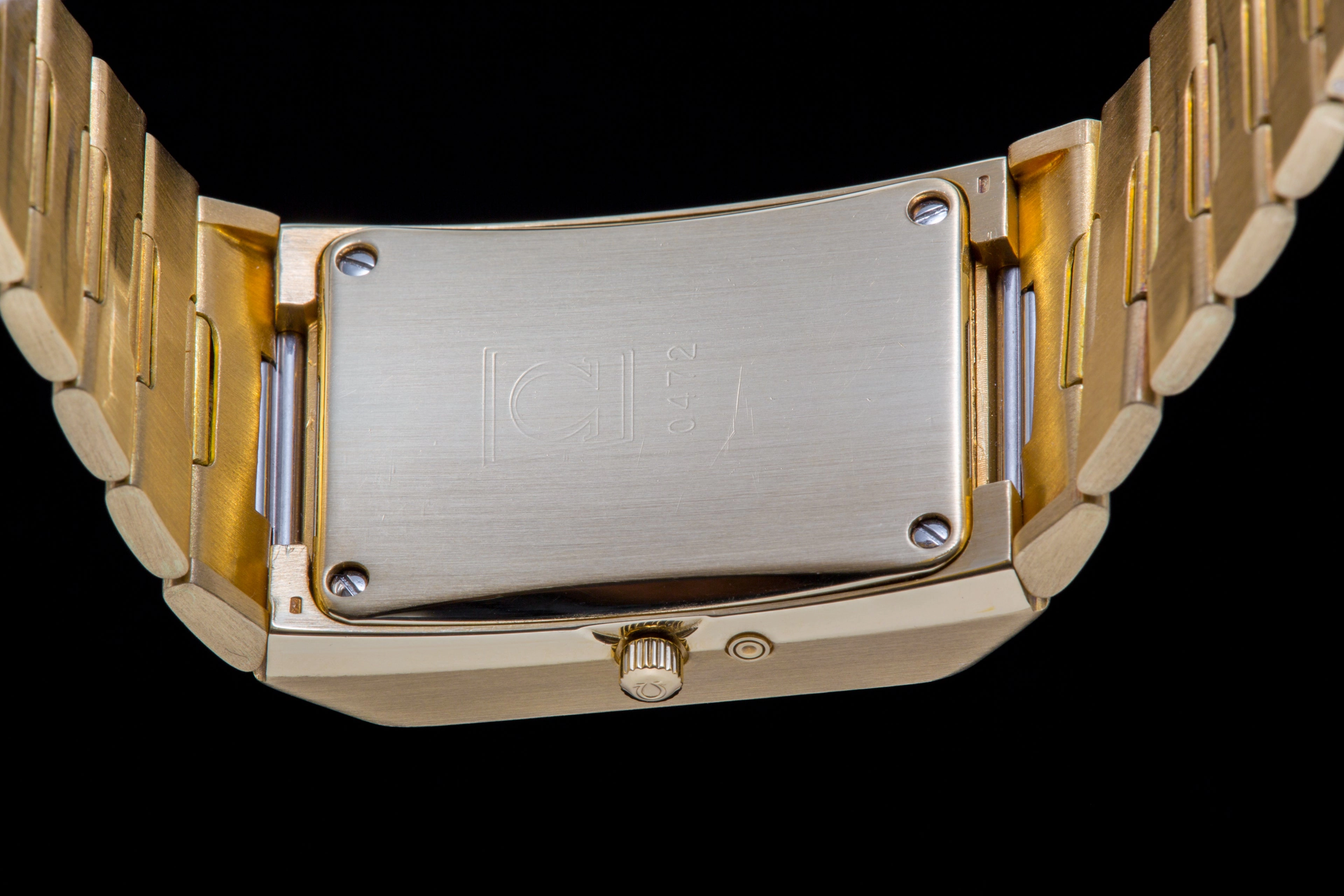 Omega megaquartz 2.4 MHz 18 ct  SOLD
