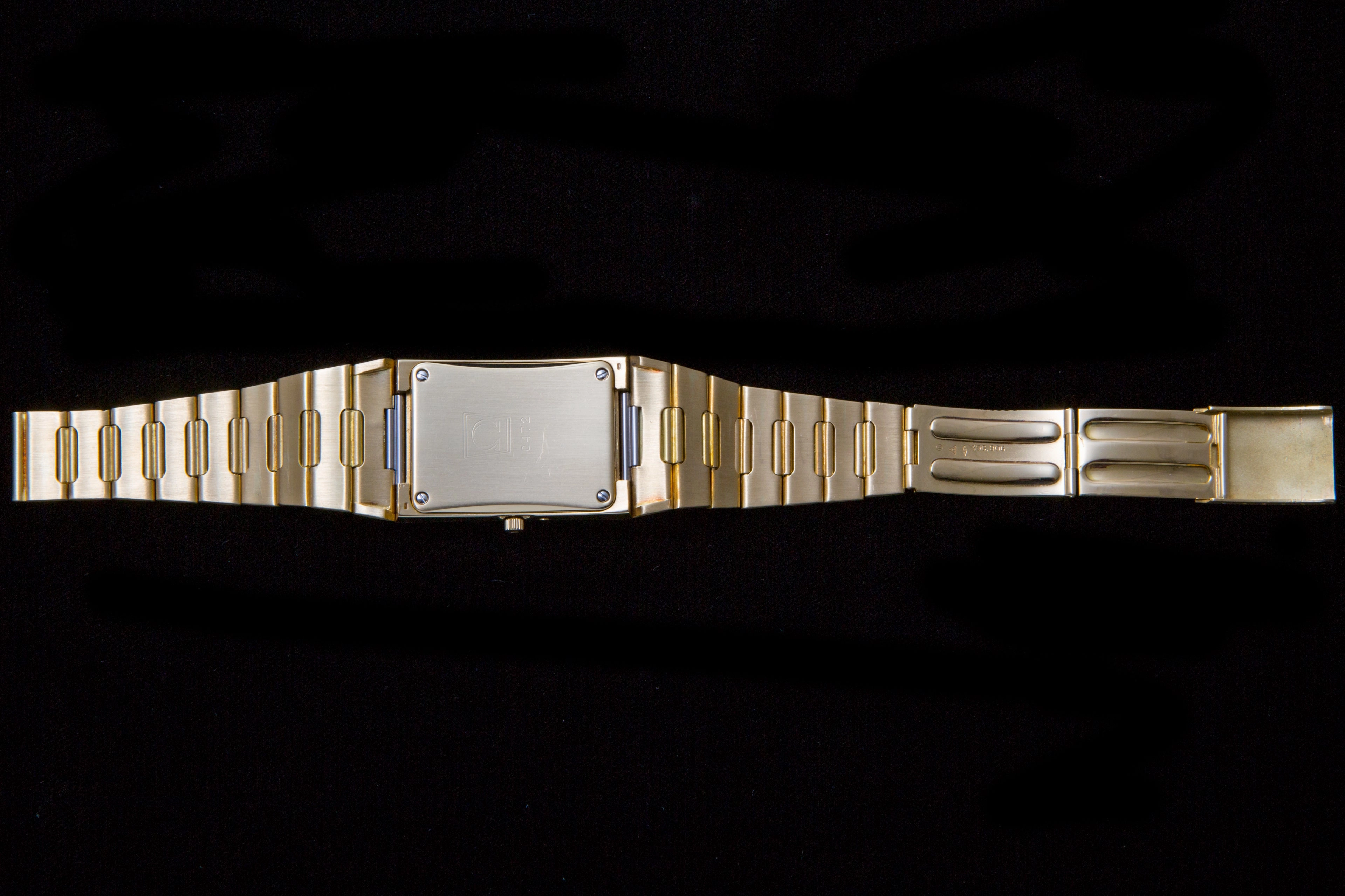 Omega megaquartz 2.4 MHz 18 ct  SOLD