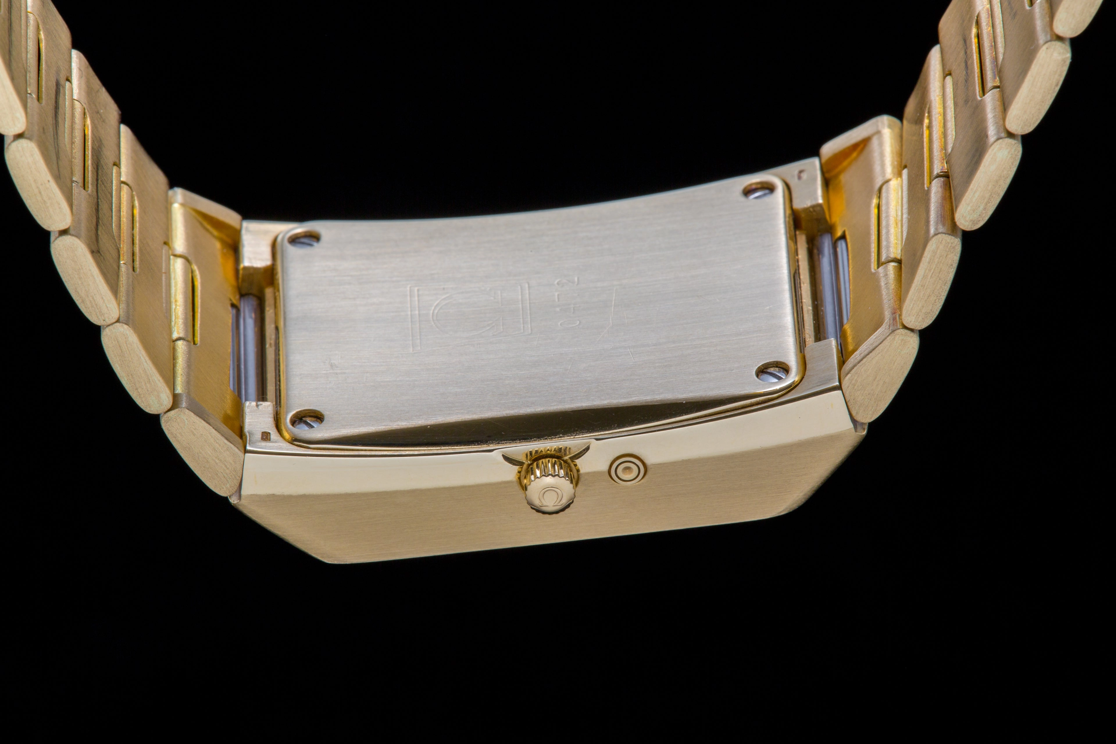 Omega megaquartz 2.4 MHz 18 ct  SOLD