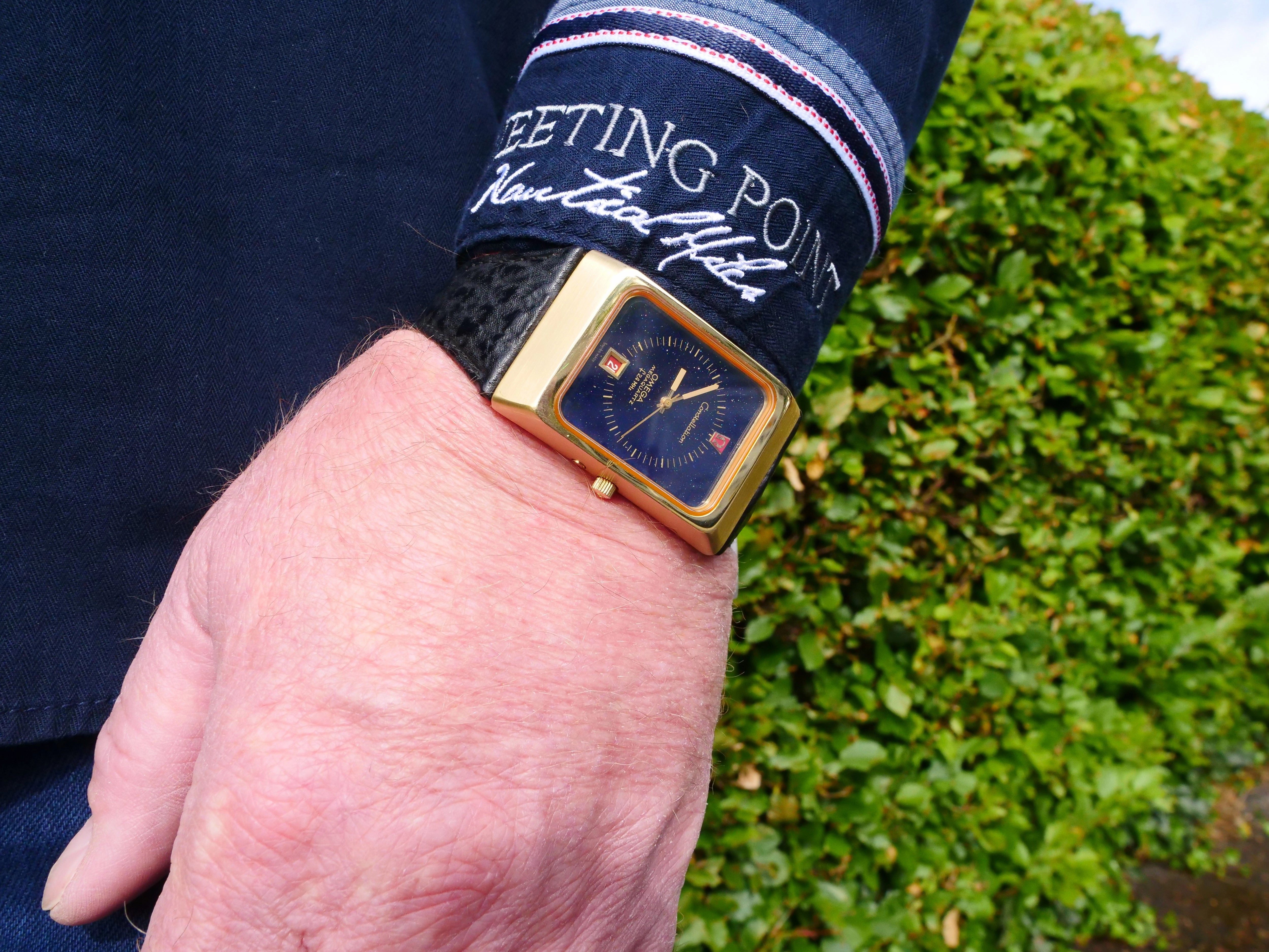 Omega Megaquartz Stardust 18ct gold SOLD
