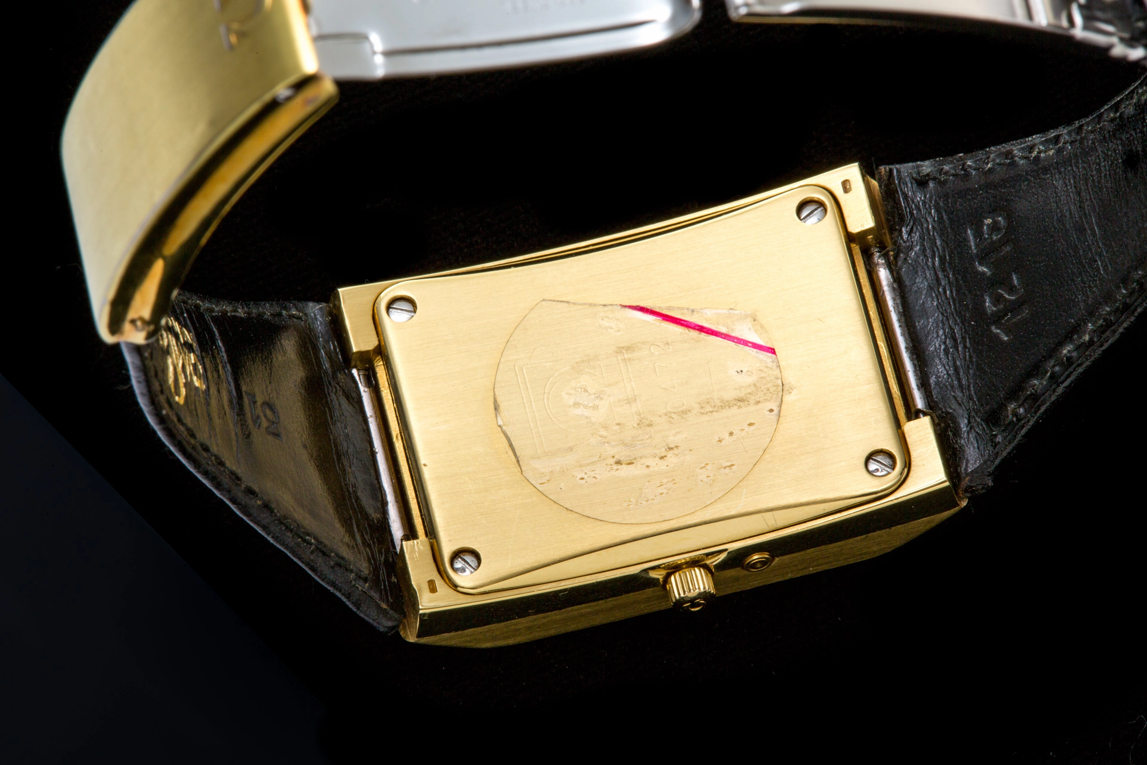 Omega Megaquartz Stardust 18ct gold SOLD