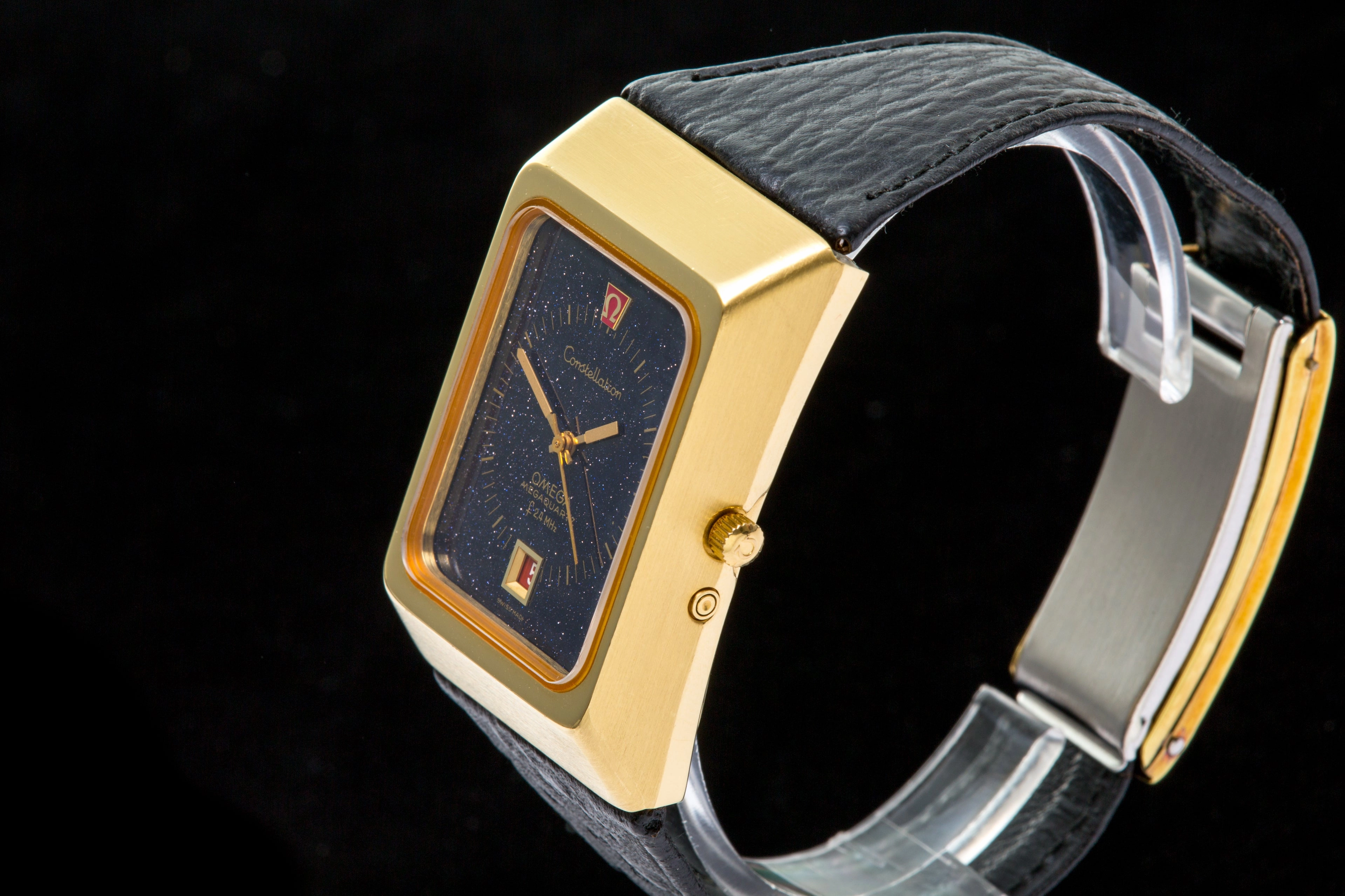 Omega Megaquartz Stardust 18ct gold SOLD