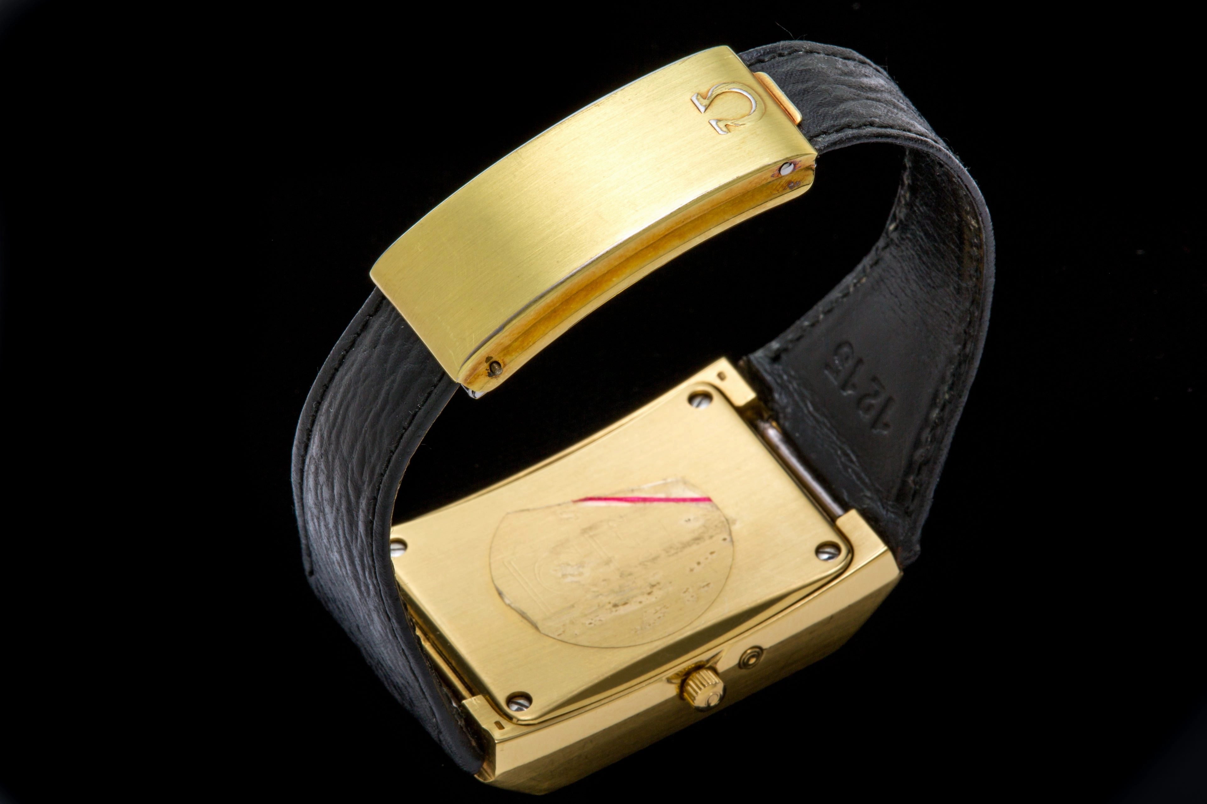 Omega Megaquartz Stardust 18ct gold SOLD