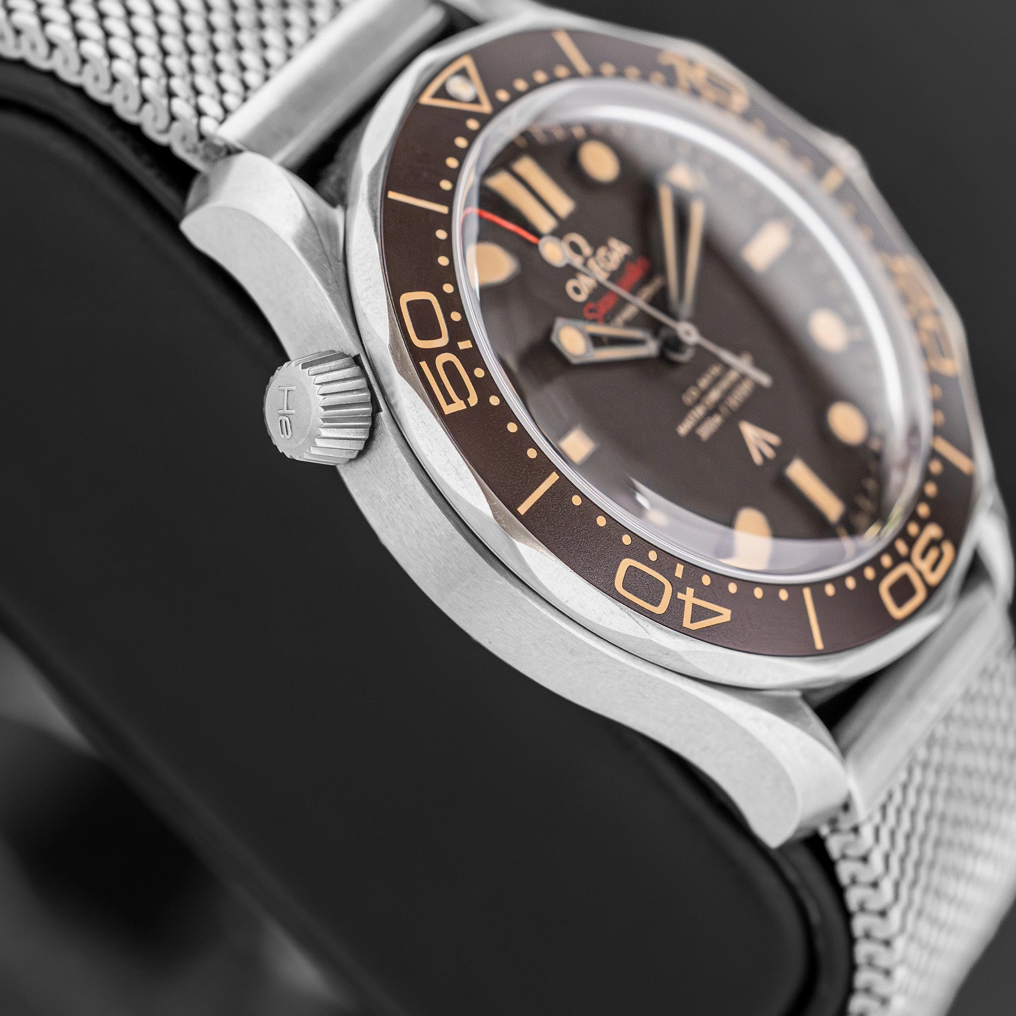 Omega Seamaster Diver 300M 007 210.90.42.20.01.001
