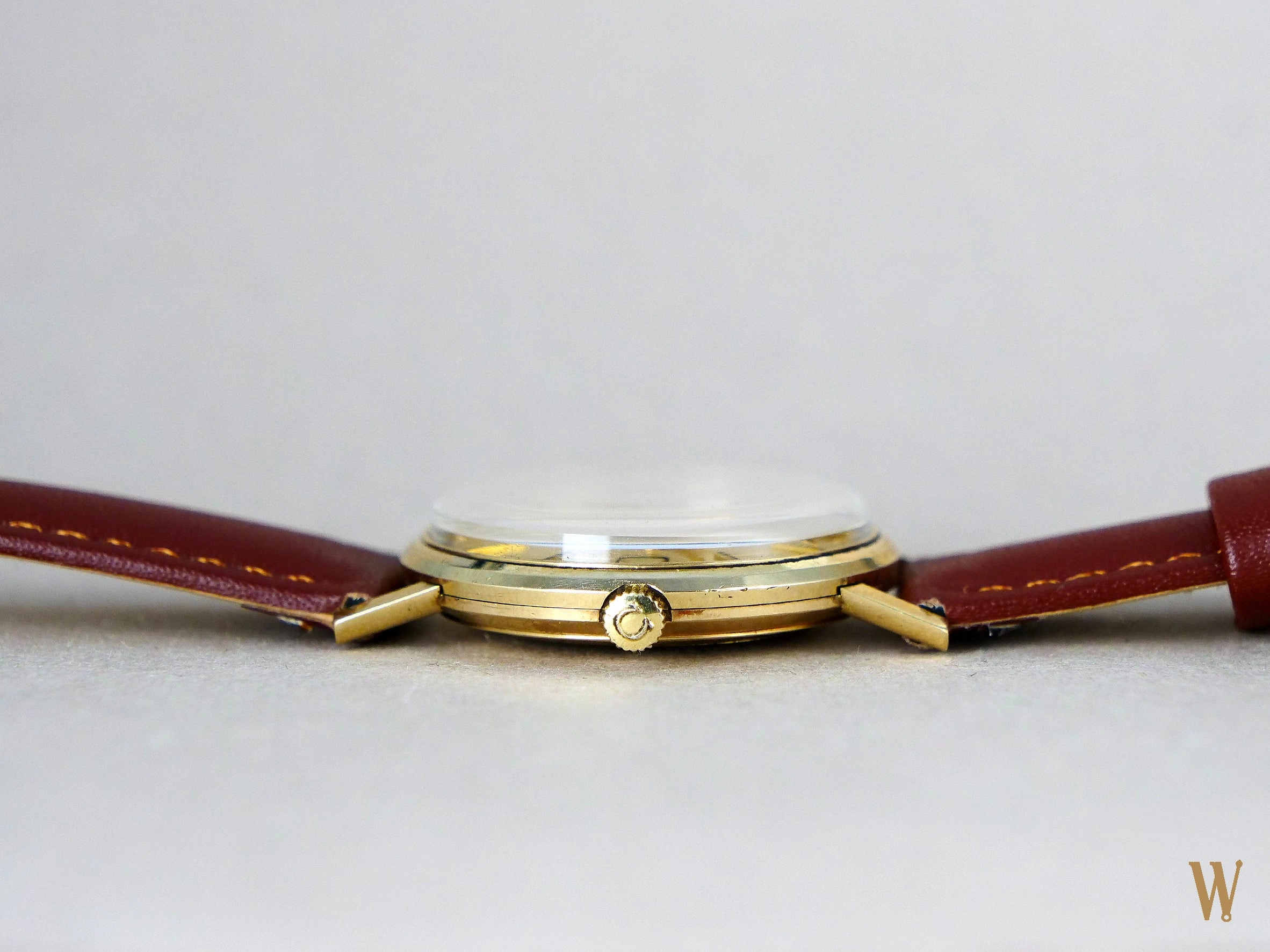 Omega Solid Gold Gents Dress watch