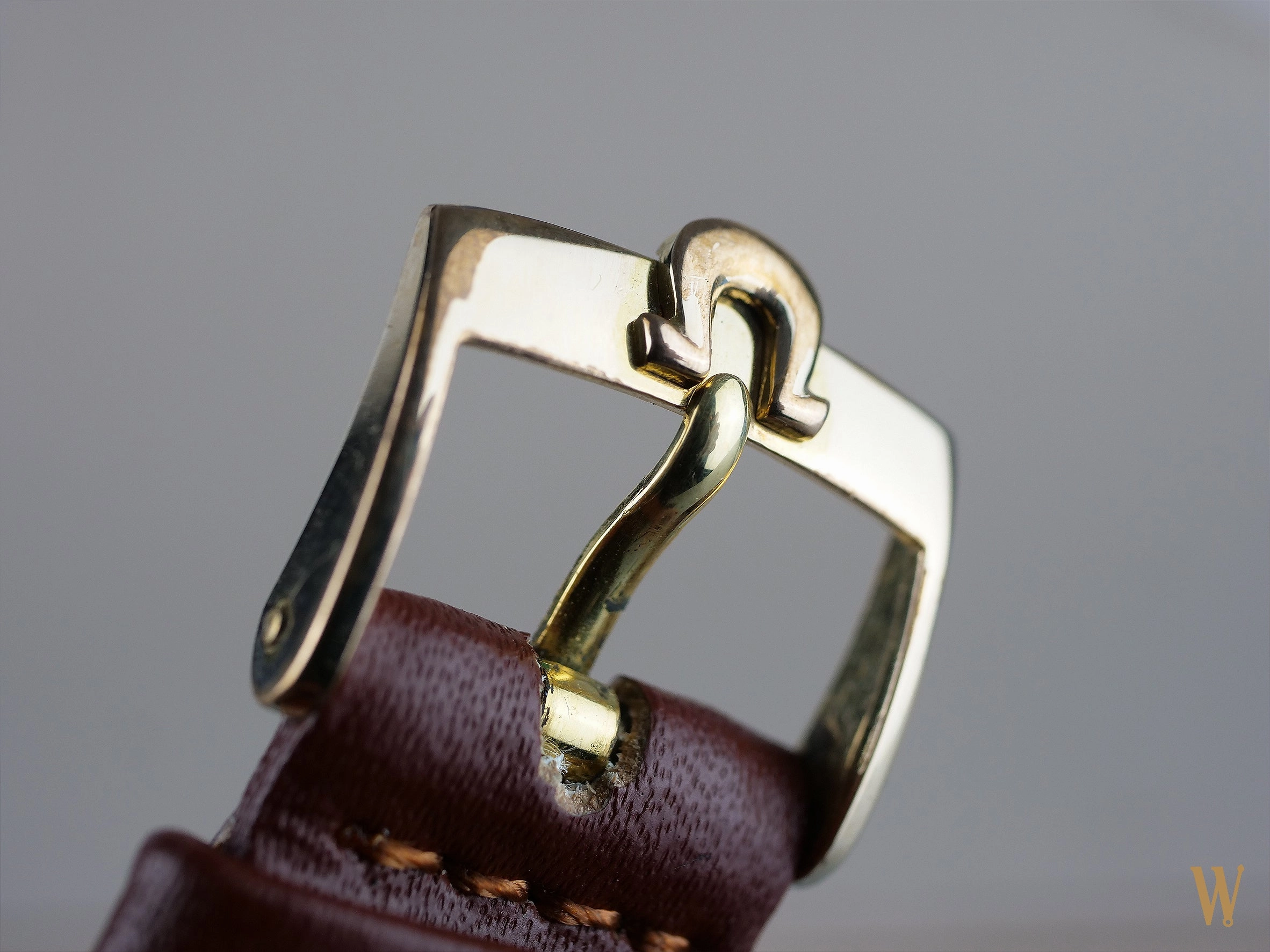 Omega Solid Gold Gents Dress watch