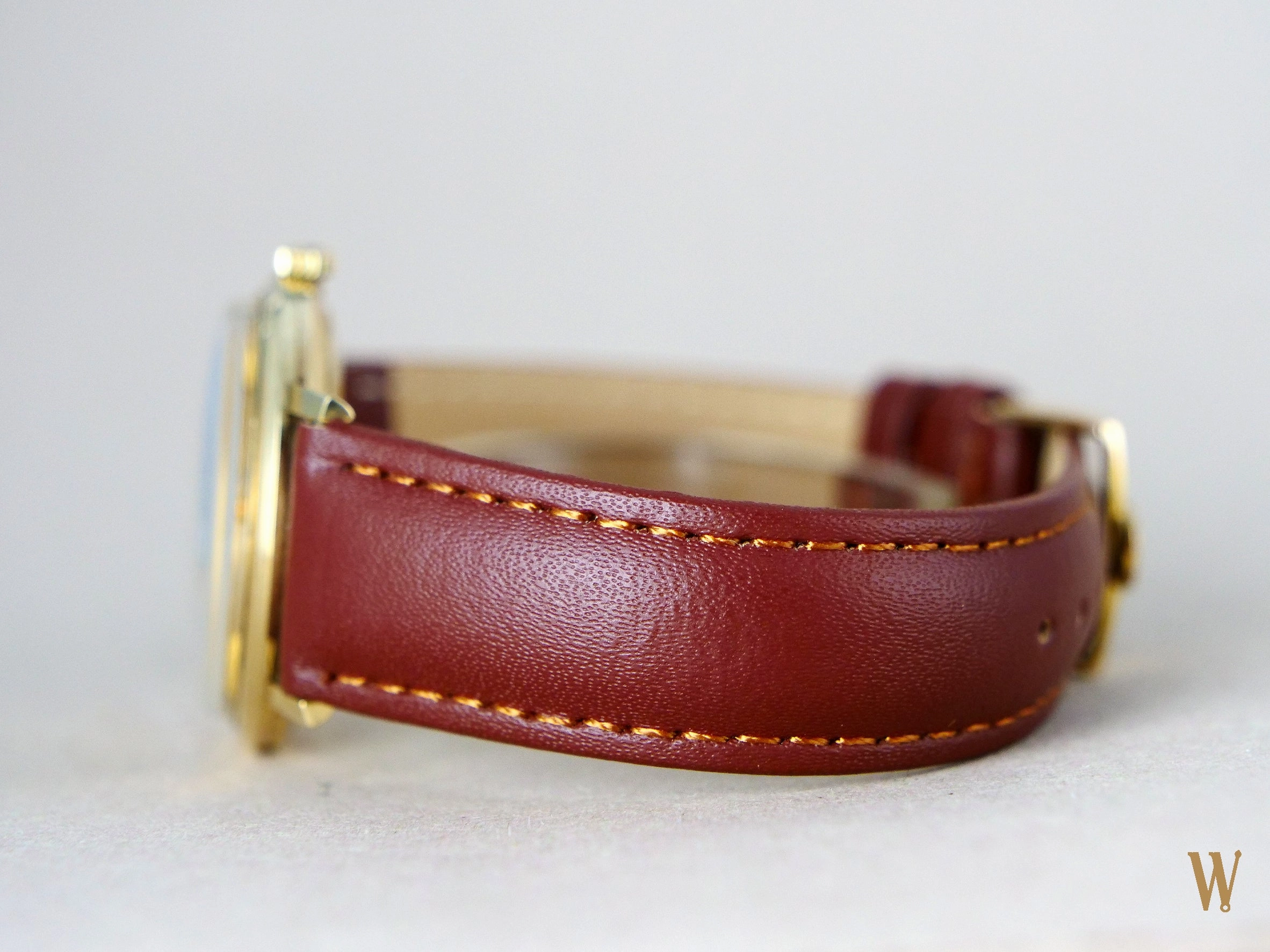 Omega Solid Gold Gents Dress watch