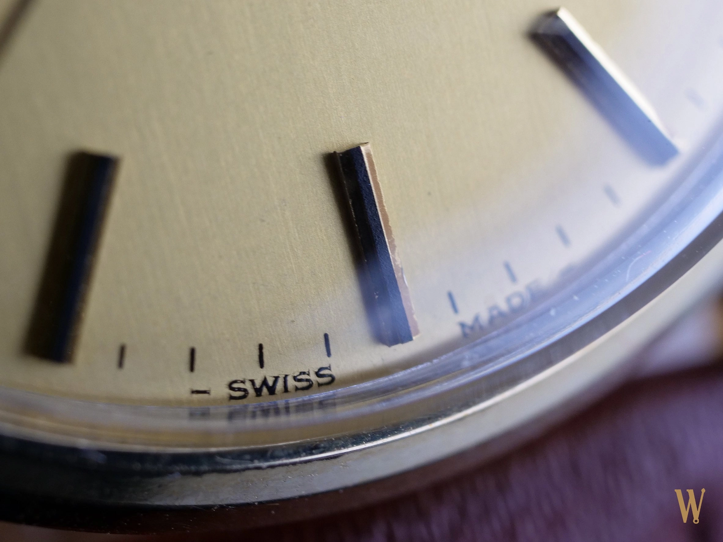 Omega Solid Gold Gents Dress watch