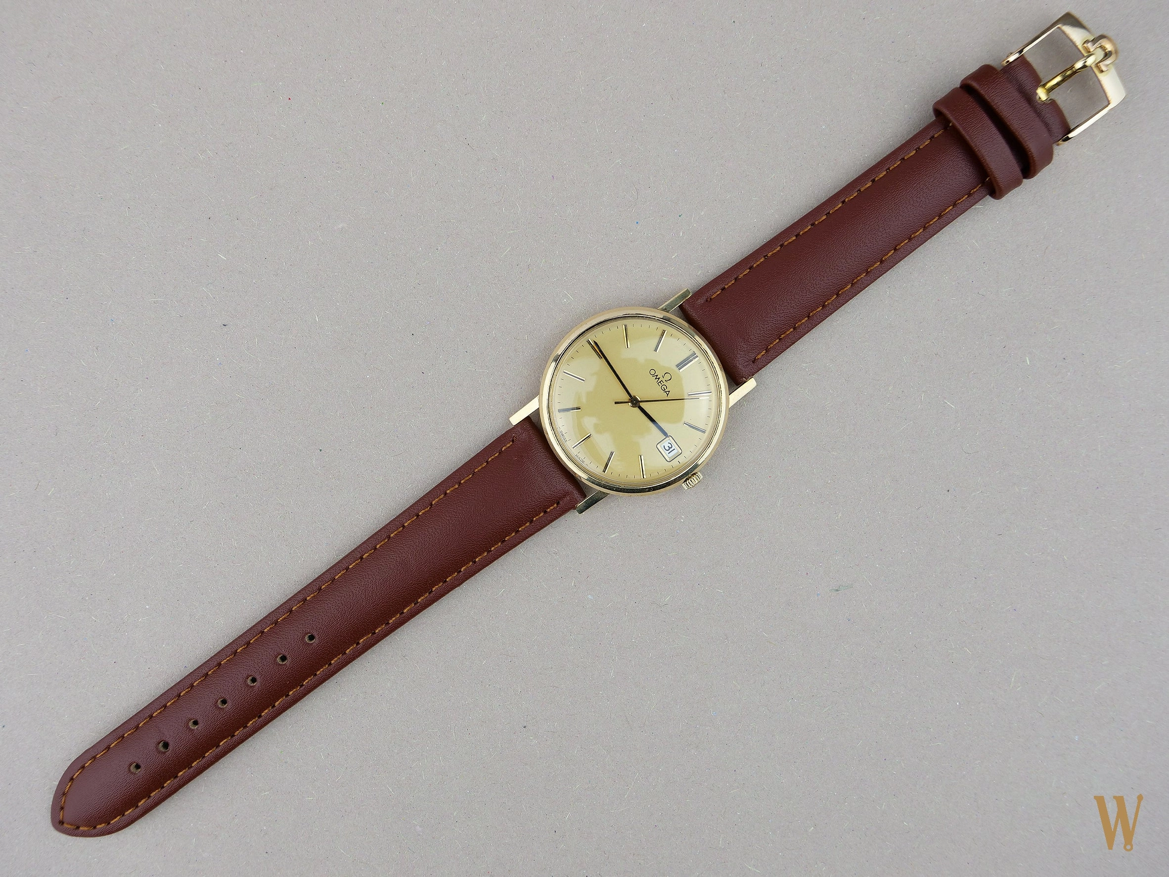 Omega Solid Gold Gents Dress watch
